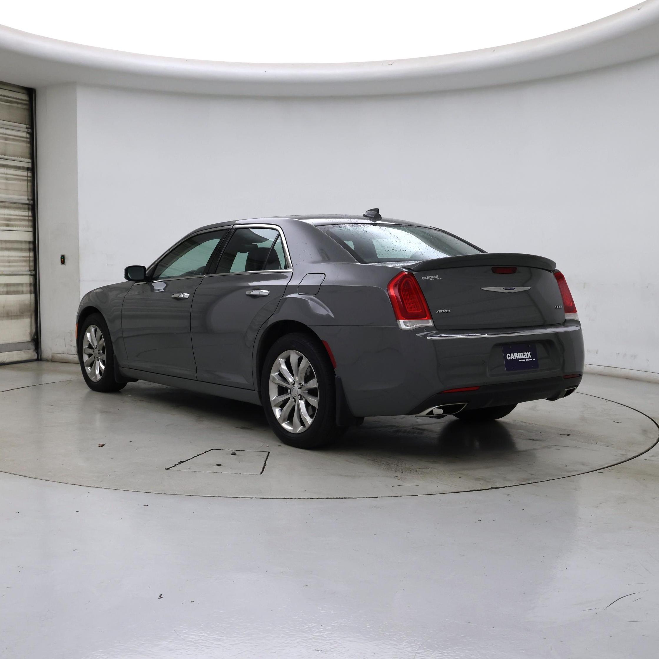 Thumbnail: 2019 Chrysler 300 - 2