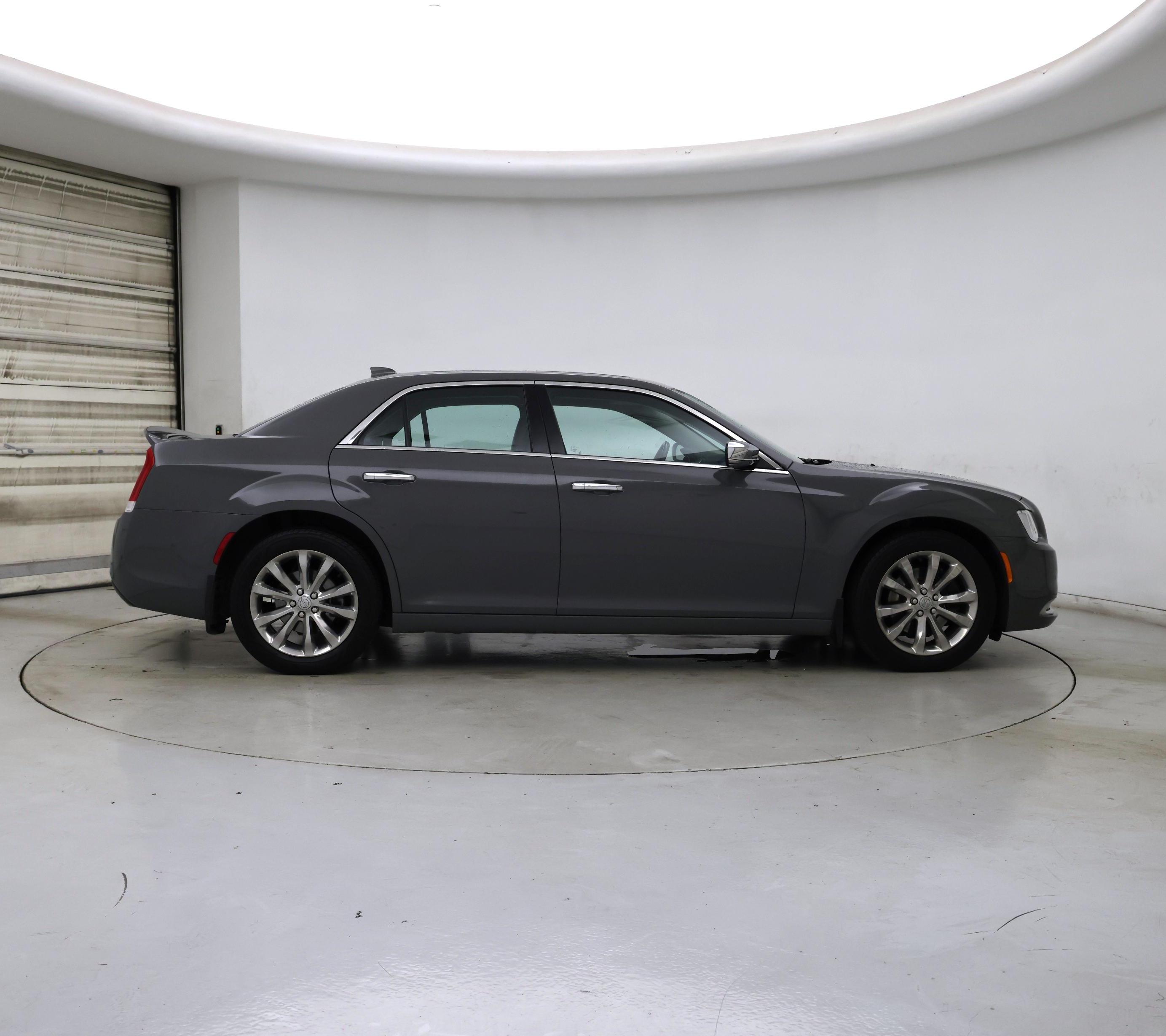 Thumbnail: 2019 Chrysler 300 - 7