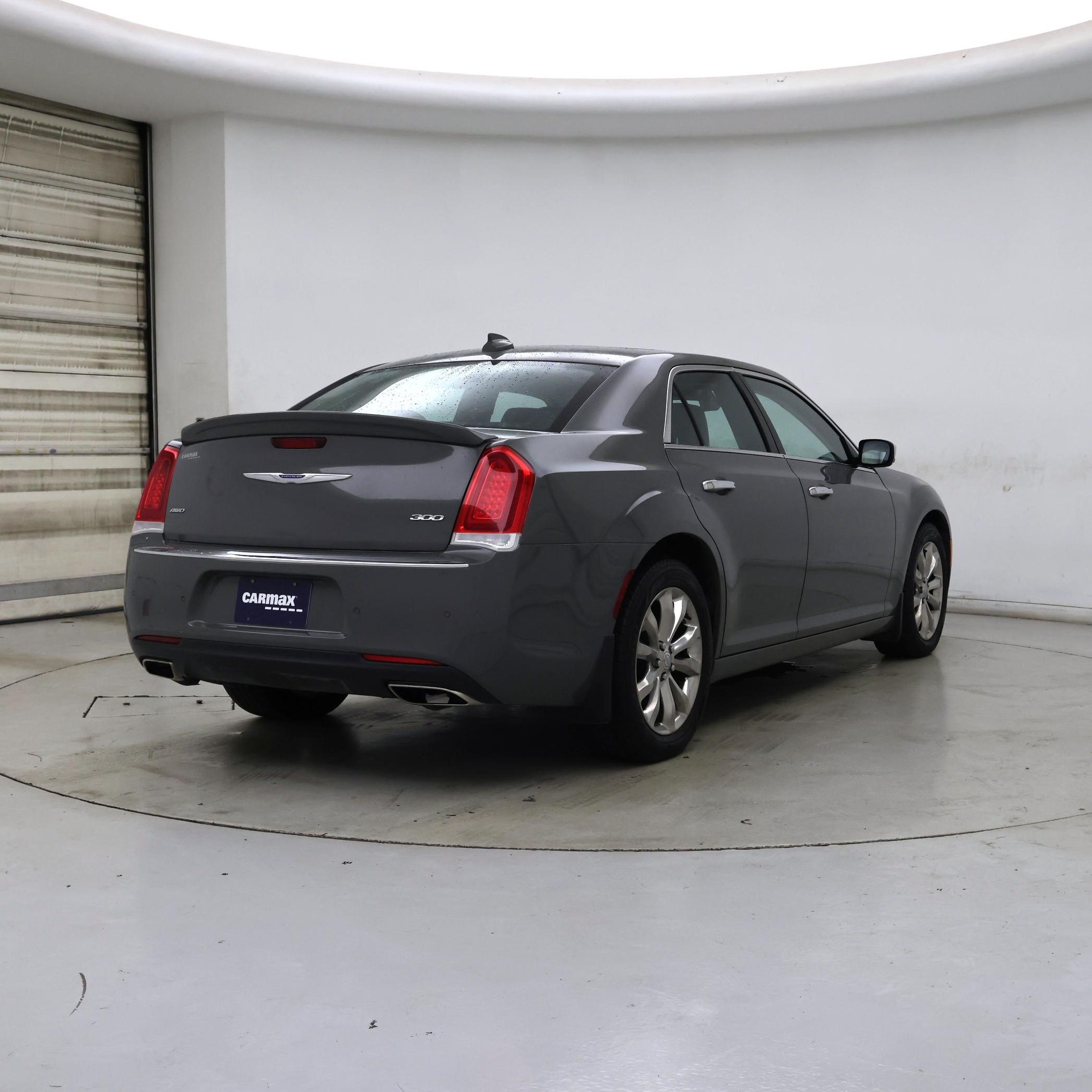 Thumbnail: 2019 Chrysler 300 - 8