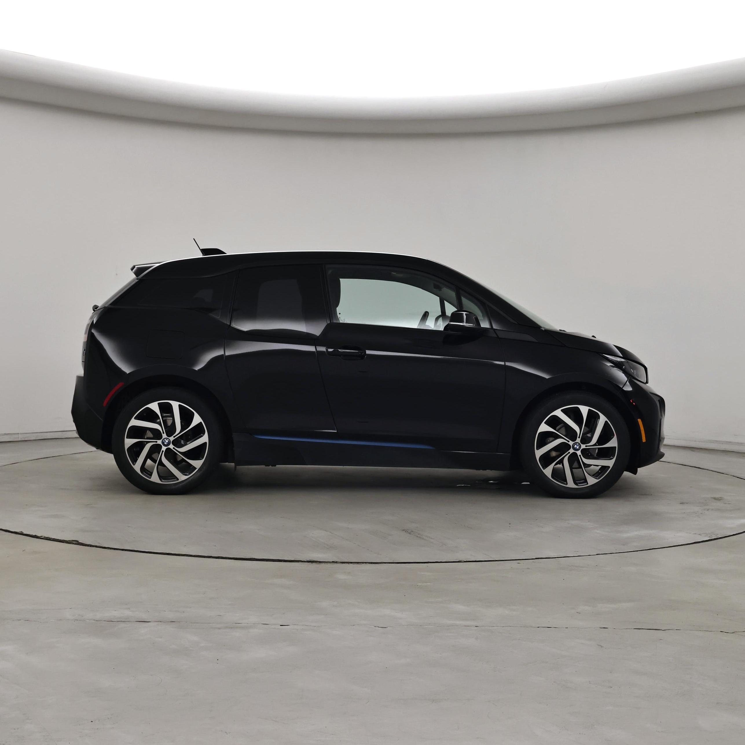 Thumbnail: 2017 BMW i3 - 7