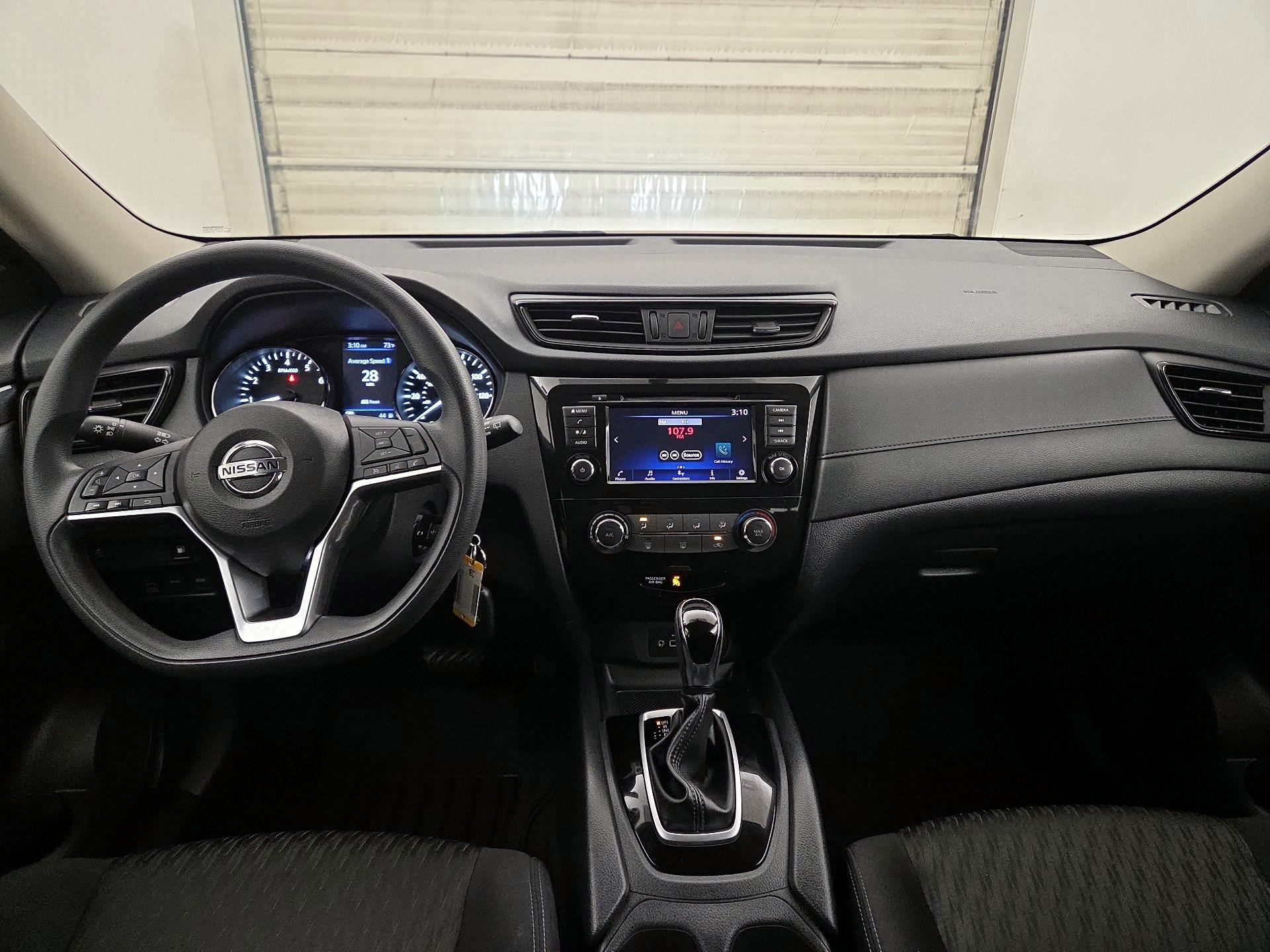 Thumbnail: 2018 Nissan Rogue - 9