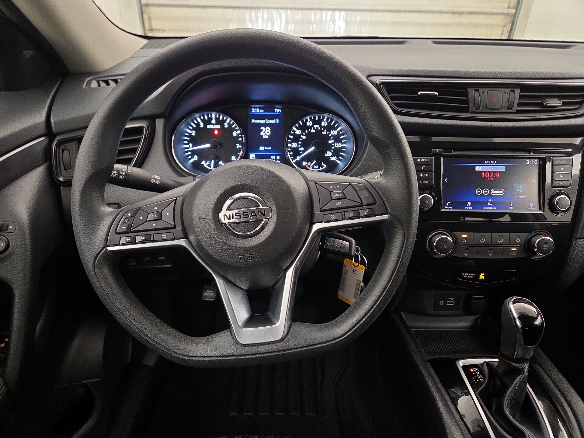 Thumbnail: 2018 Nissan Rogue - 10