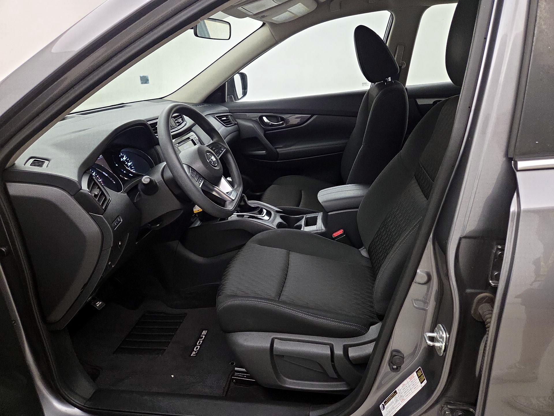 Thumbnail: 2018 Nissan Rogue - 11
