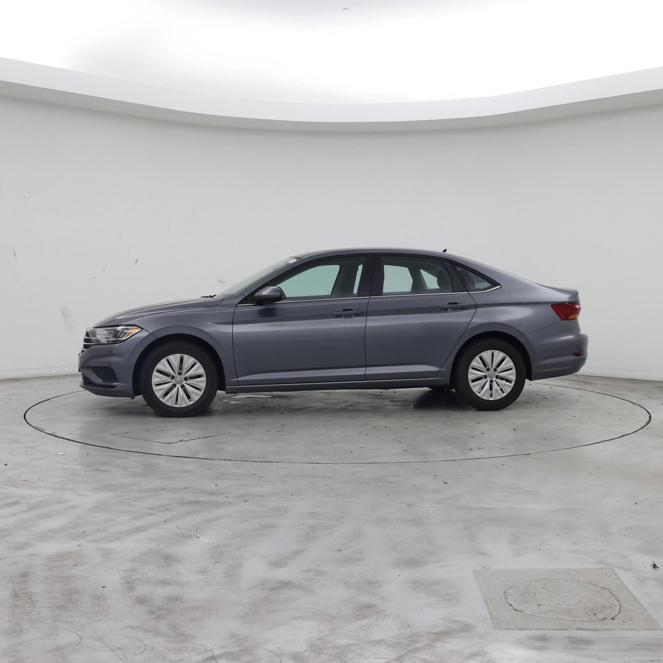 Thumbnail: 2019 Volkswagen Jetta - 3