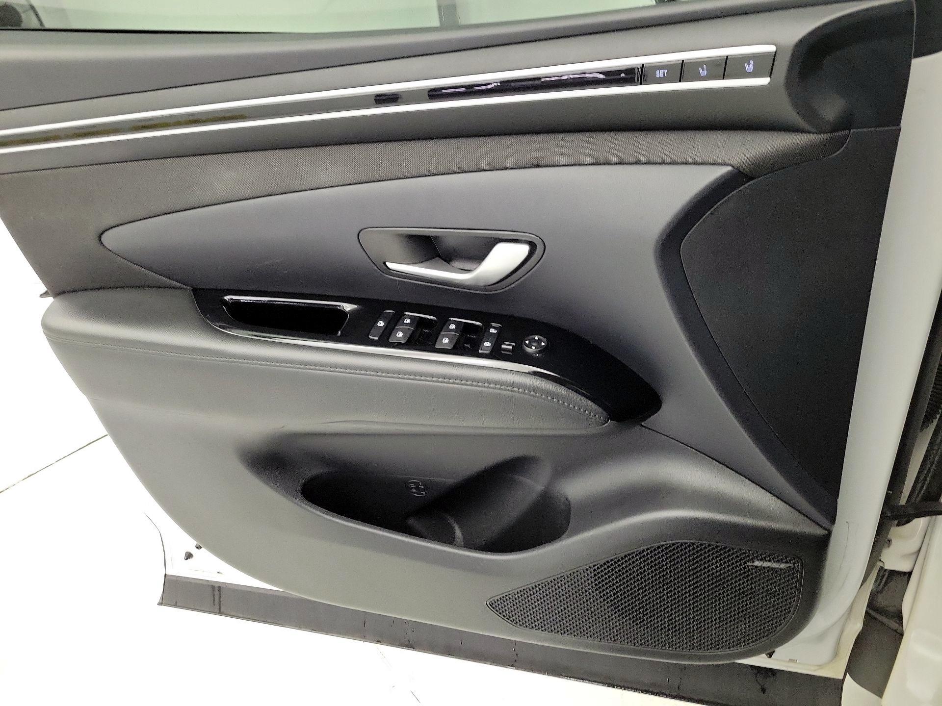 Thumbnail: 2022 Hyundai Tucson - 12