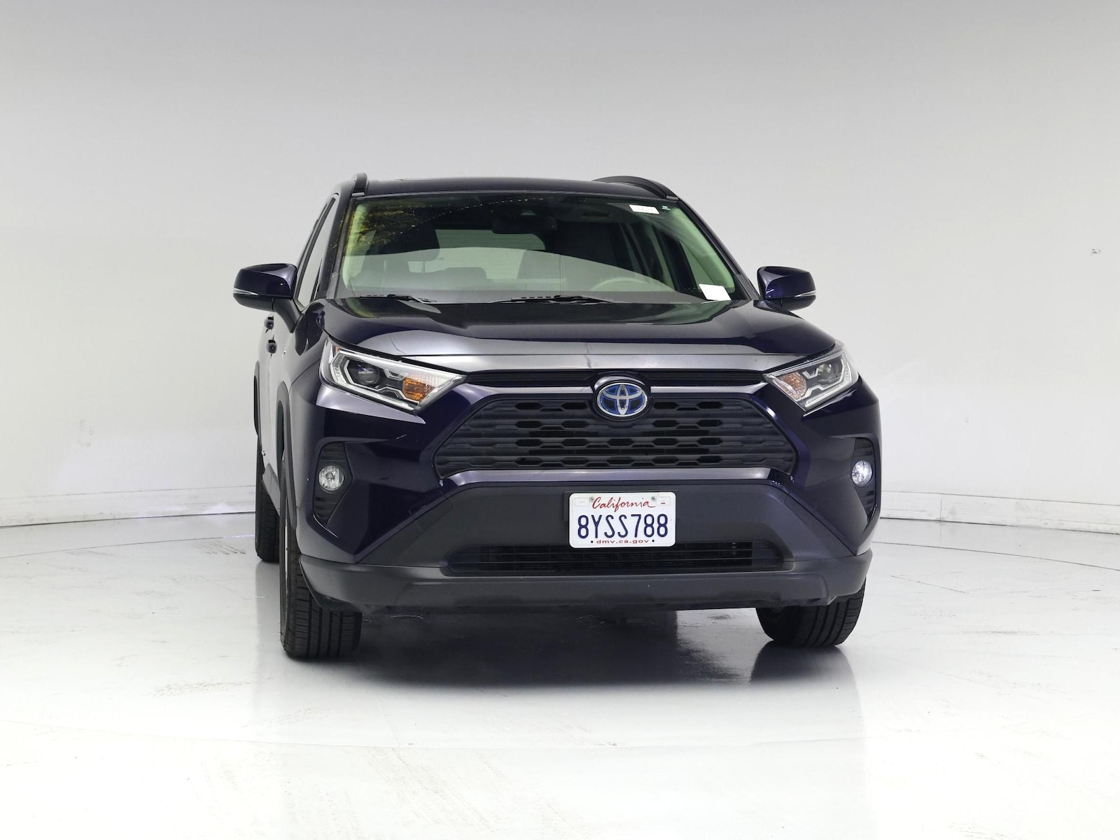 2021 Toyota RAV4 XLE - Photo 6