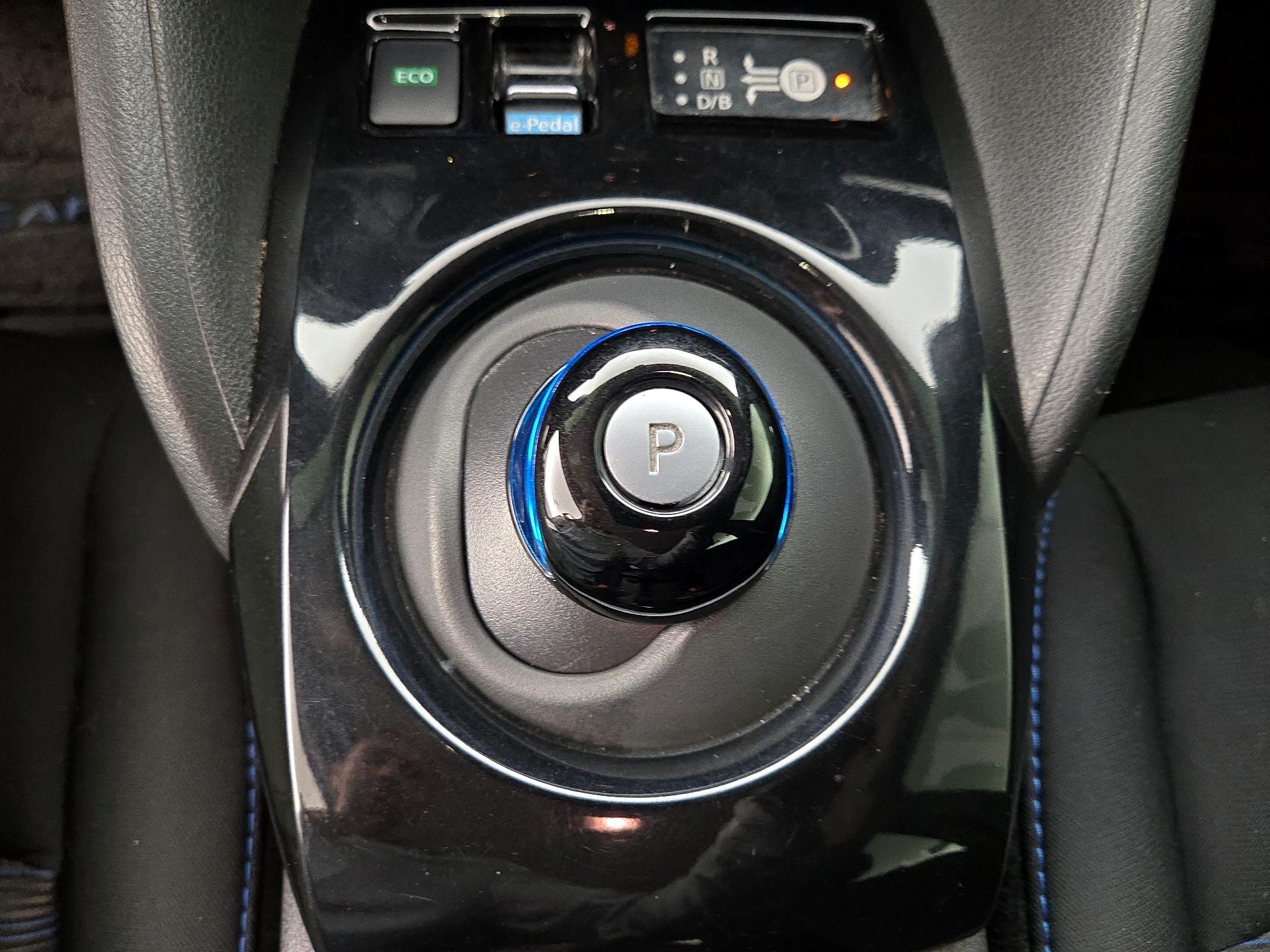 Thumbnail: 2019 Nissan Leaf - 18