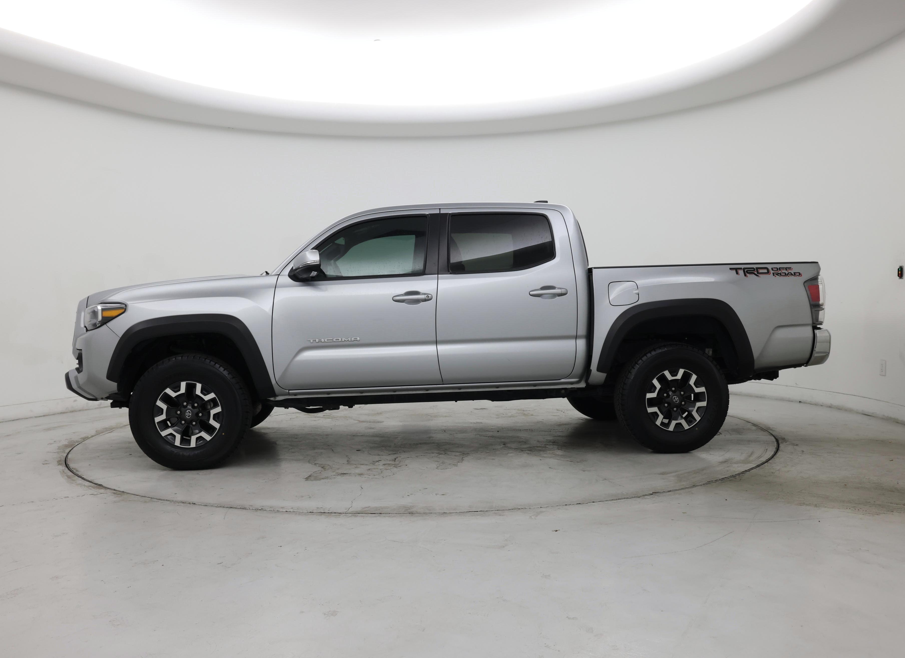 Thumbnail: 2023 Toyota Tacoma - 3