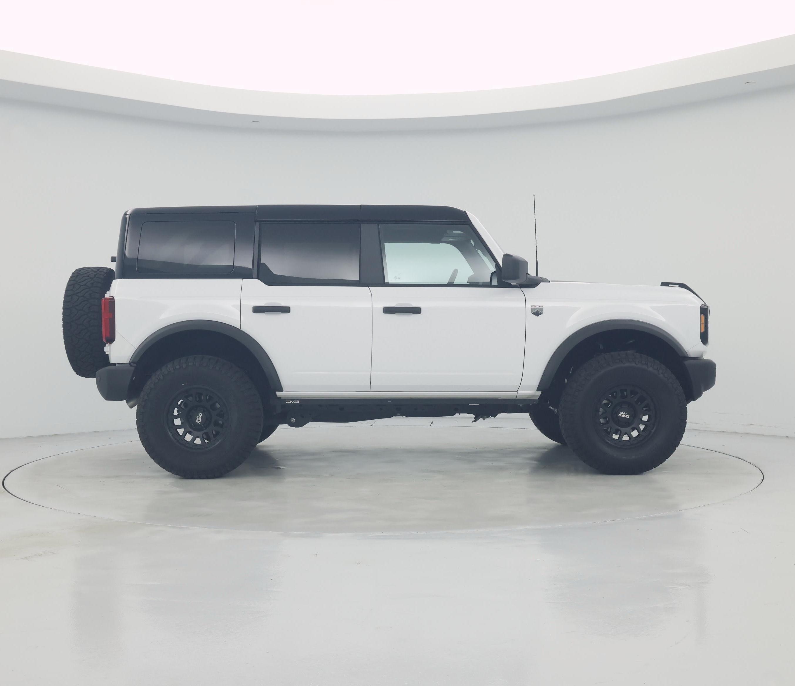 Thumbnail: 2025 Ford Bronco - 7