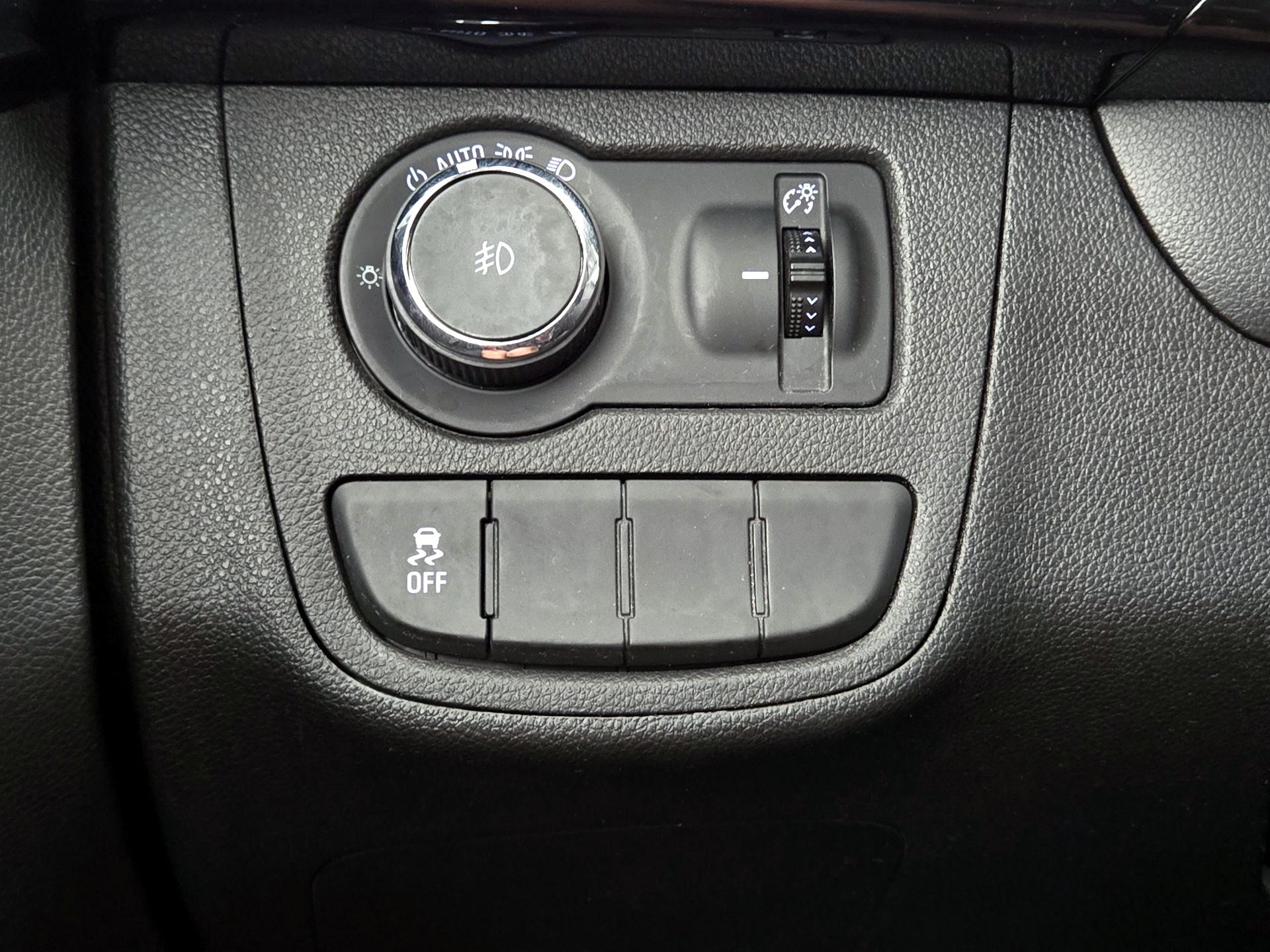 Thumbnail: 2020 Chevrolet Spark - 13