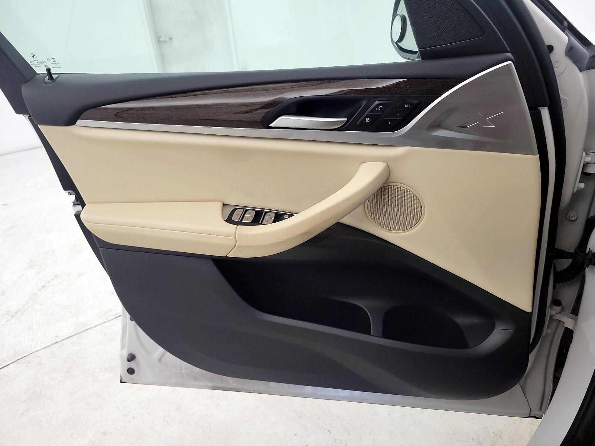Thumbnail: 2021 BMW X3 - 10