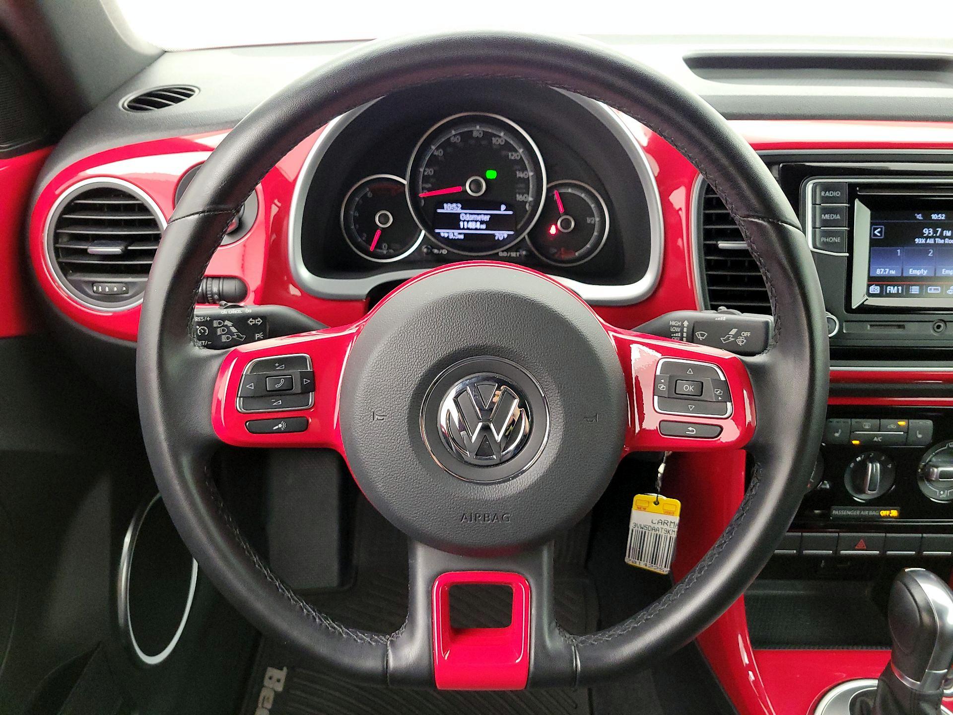 Thumbnail: 2019 Volkswagen Beetle - 10