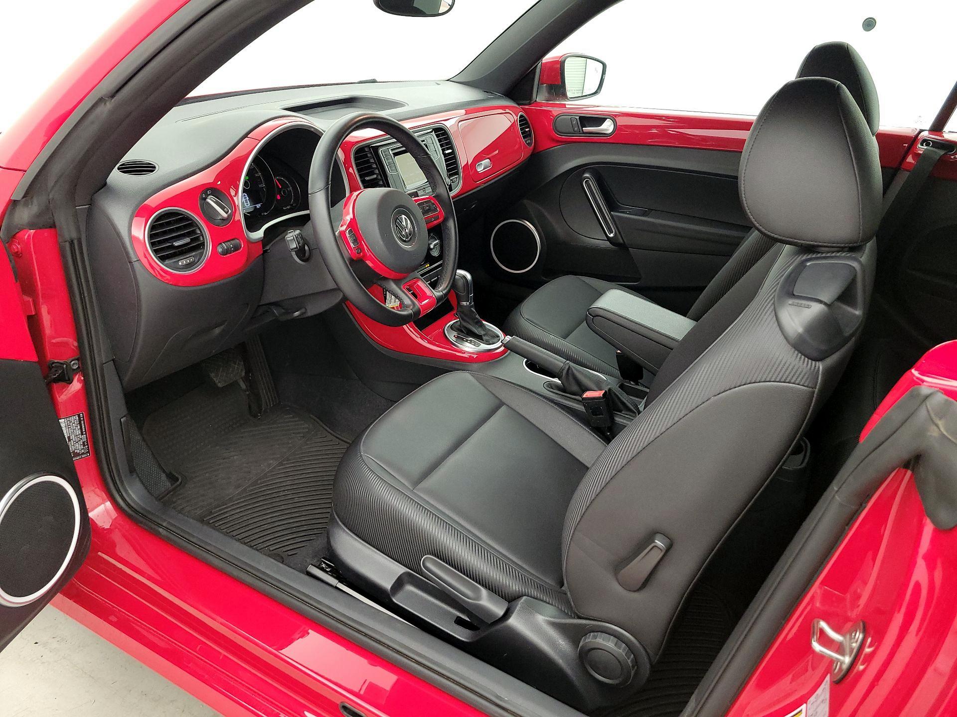 Thumbnail: 2019 Volkswagen Beetle - 11