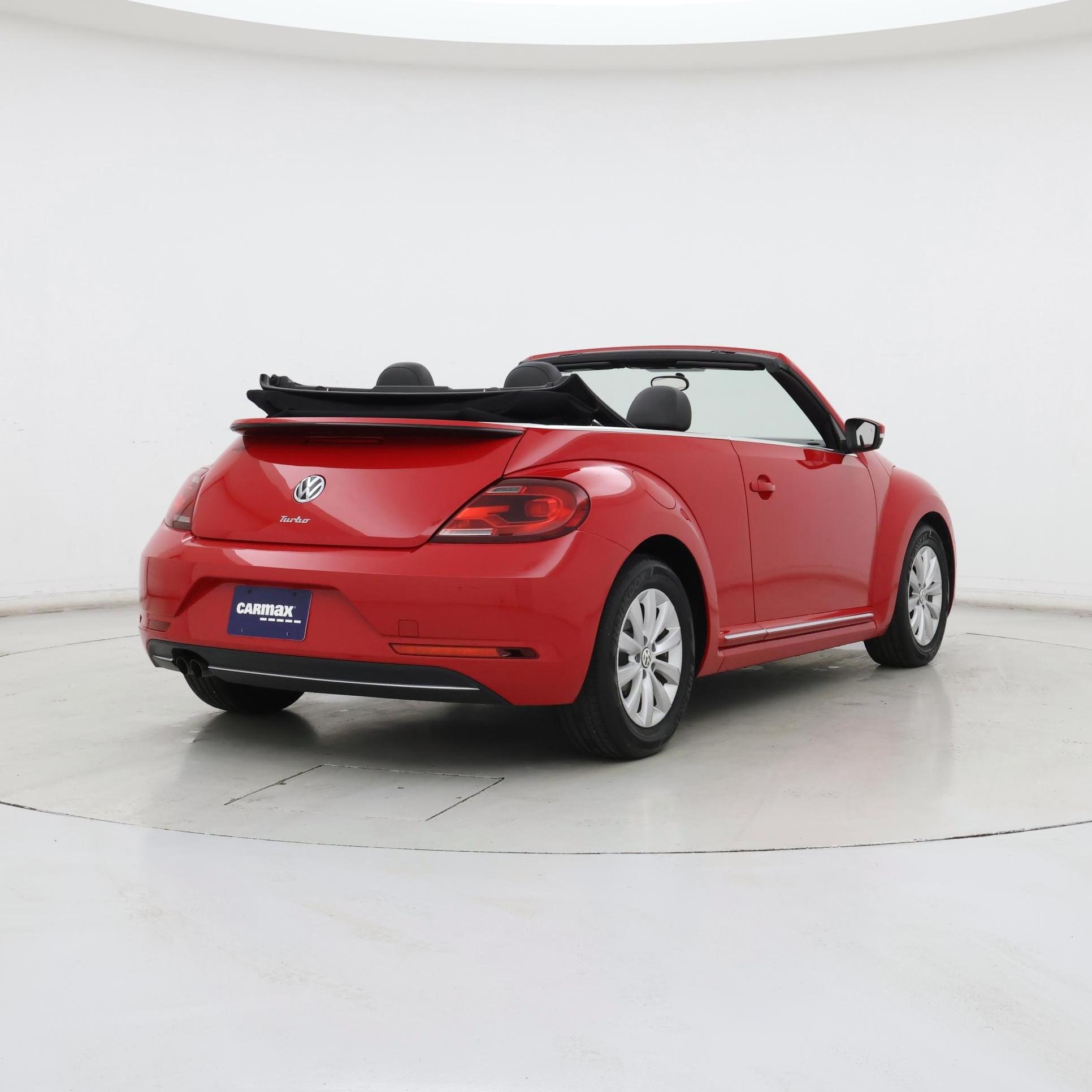 Thumbnail: 2019 Volkswagen Beetle - 8