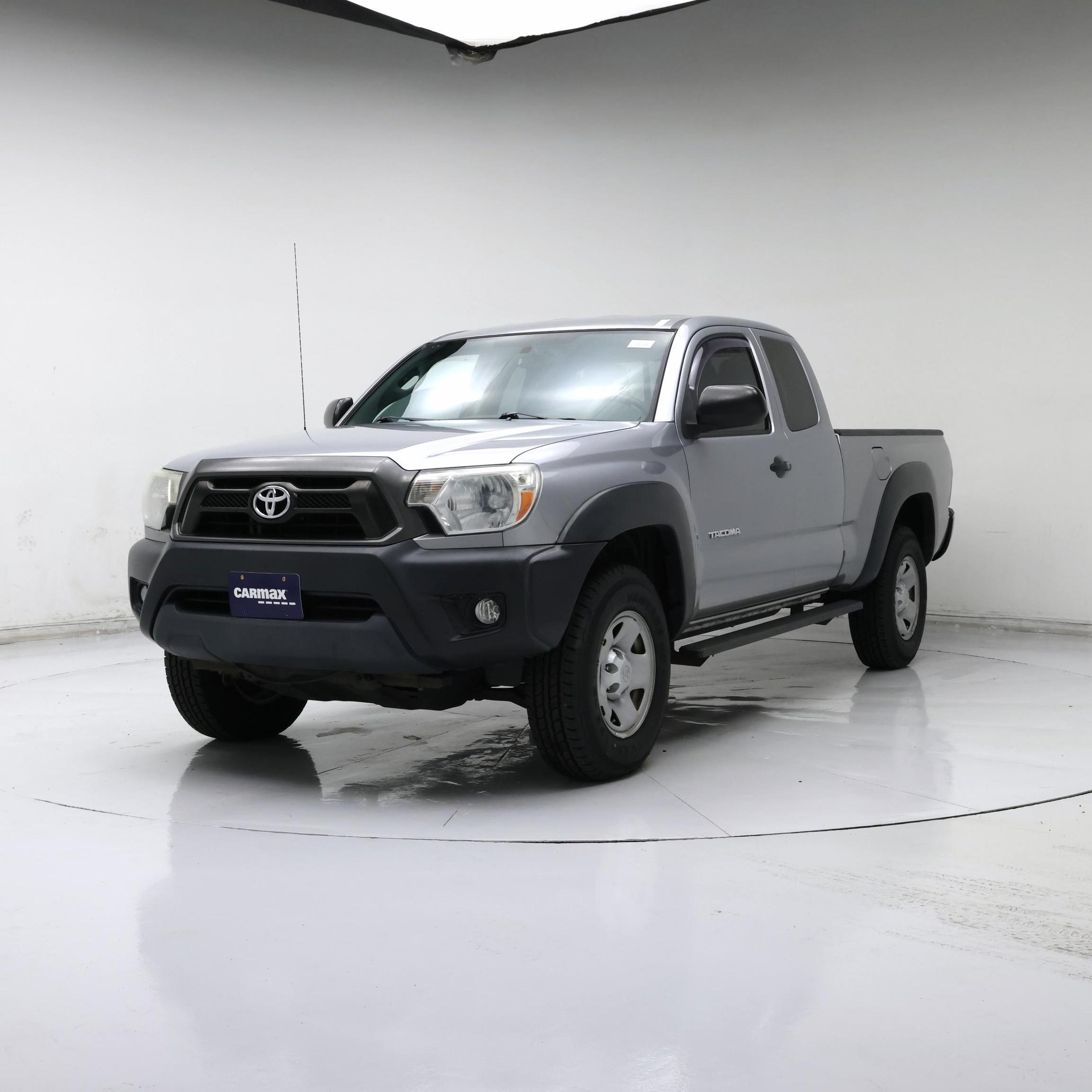 Thumbnail: 2014 Toyota Tacoma - 4
