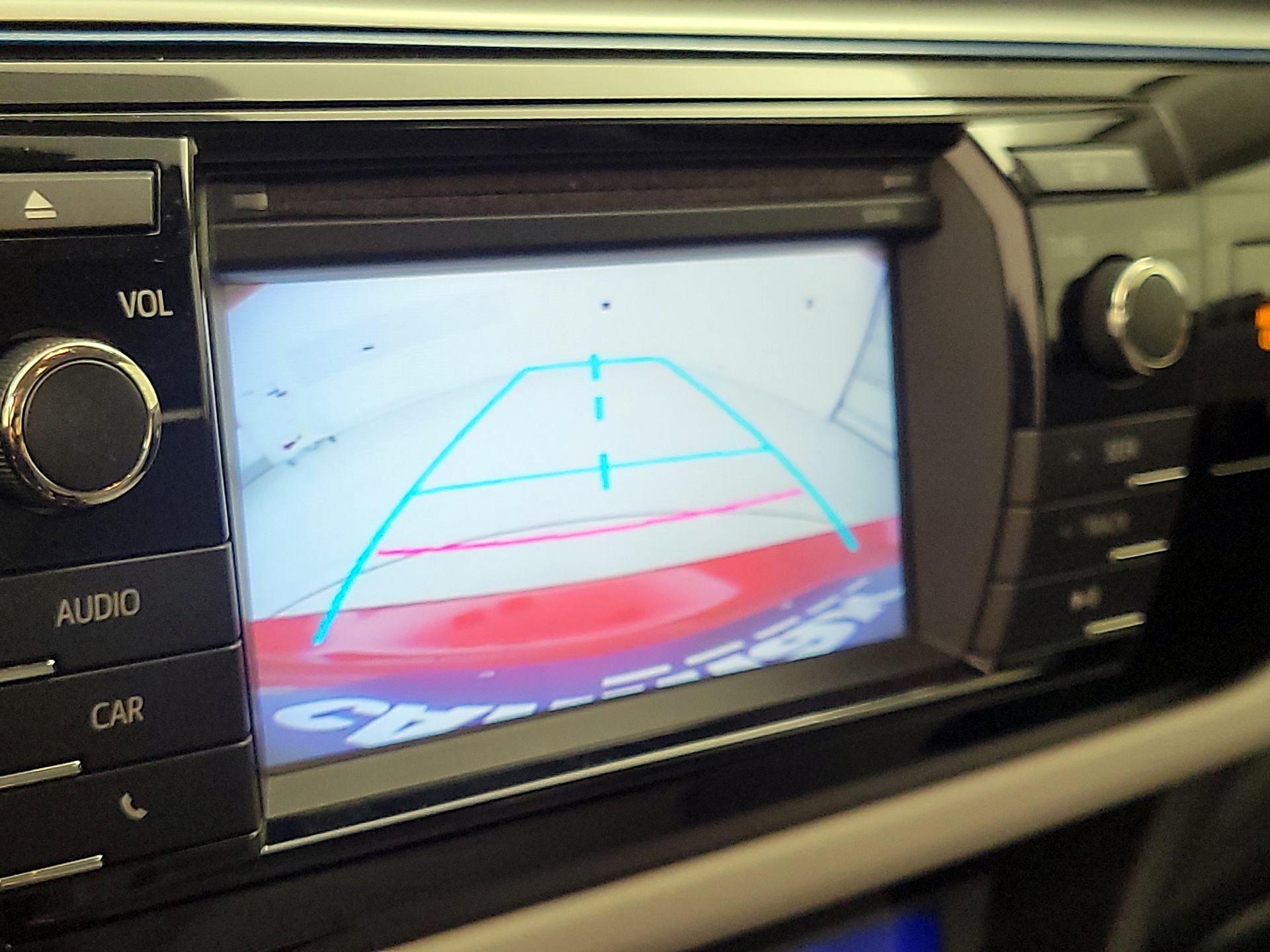 Thumbnail: 2015 Toyota Corolla - 14