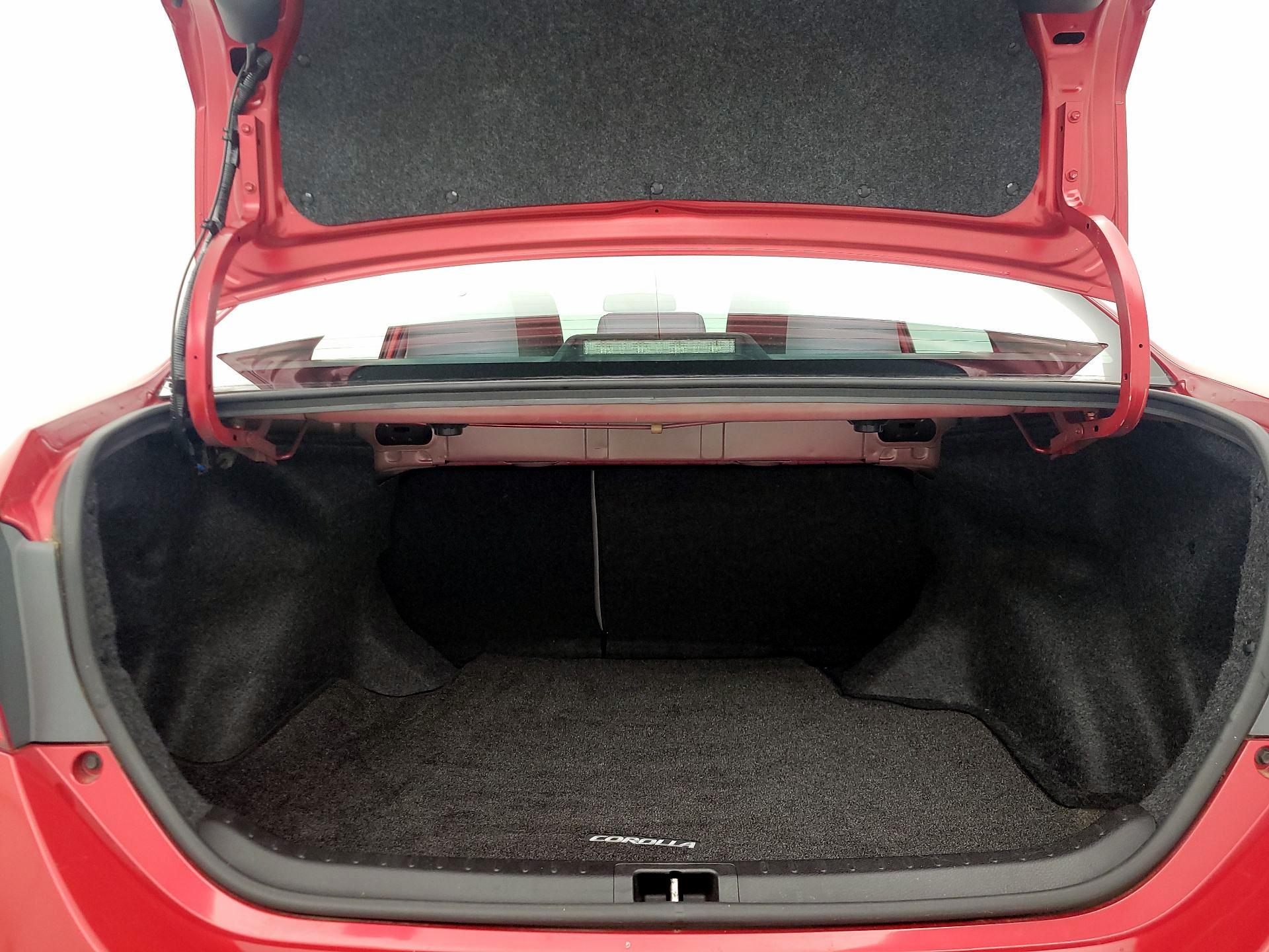 Thumbnail: 2015 Toyota Corolla - 20