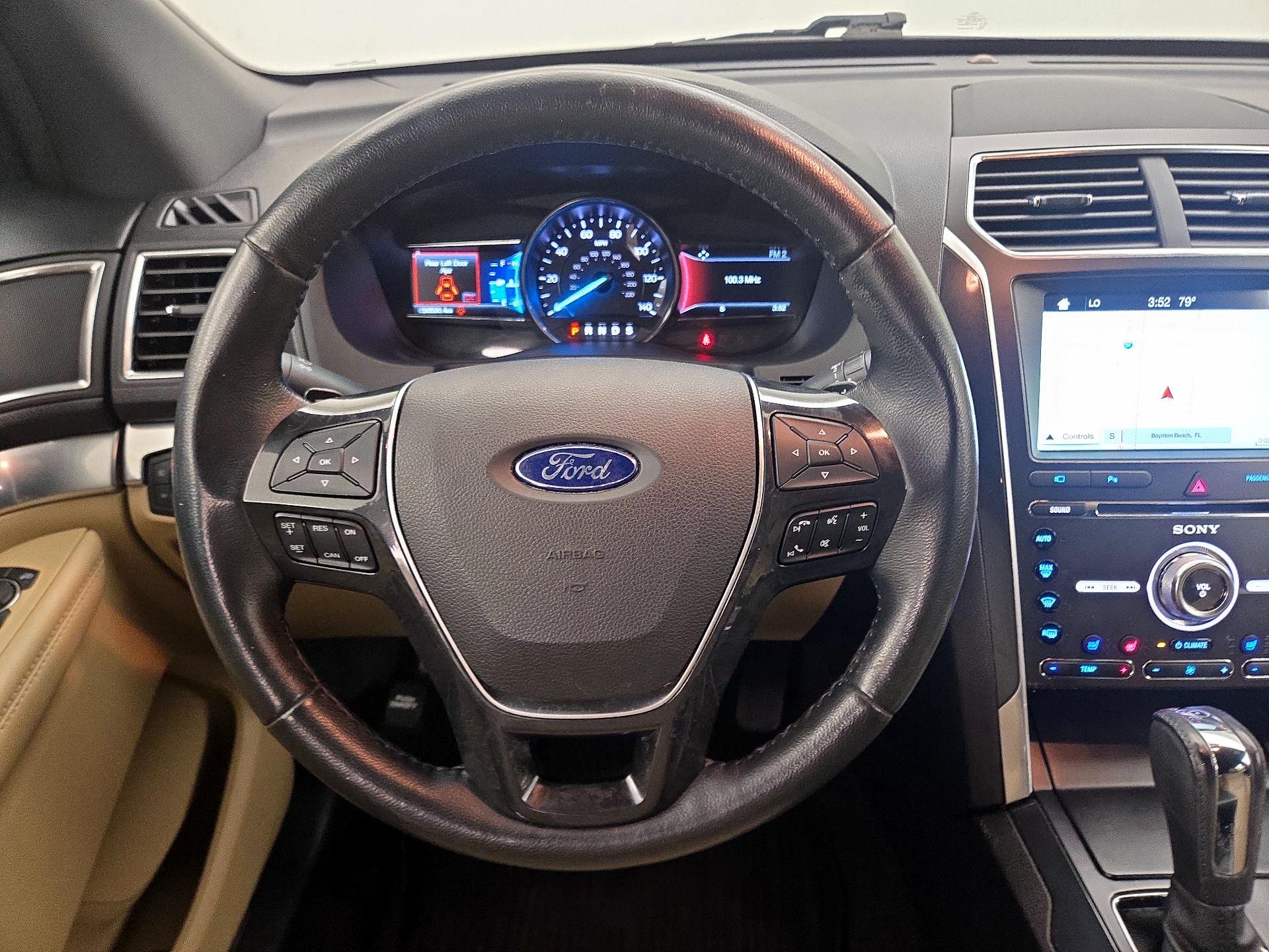 Thumbnail: 2017 Ford Explorer - 10