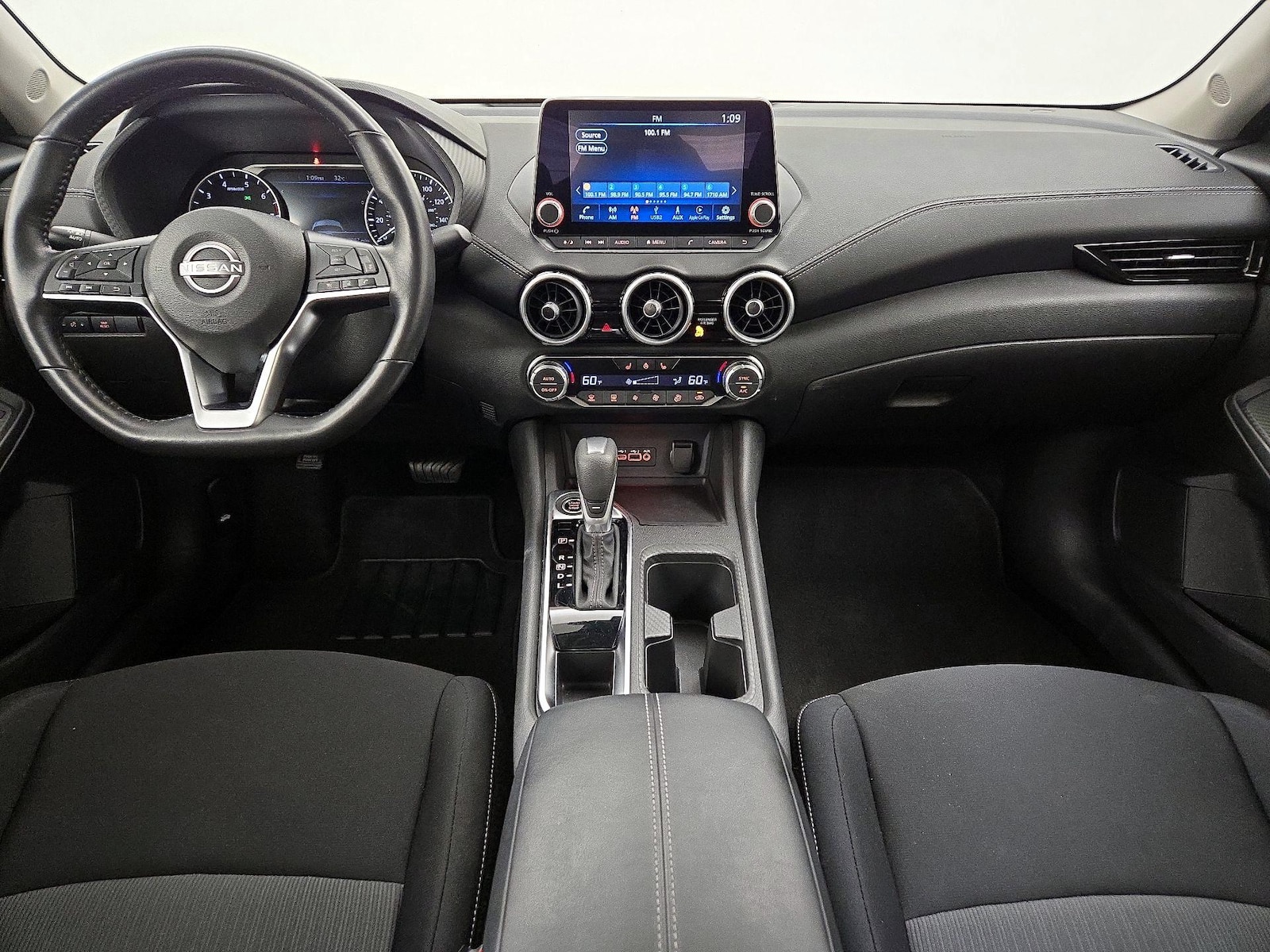 2025 Nissan Sentra SV - Photo 10