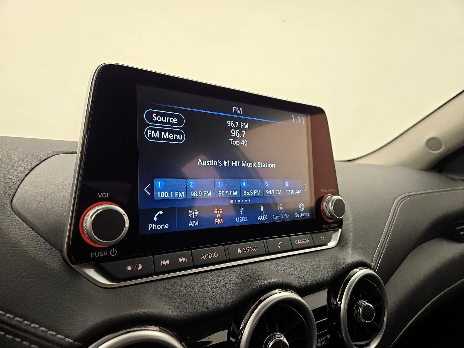 2025 Nissan Sentra SV - Photo 16