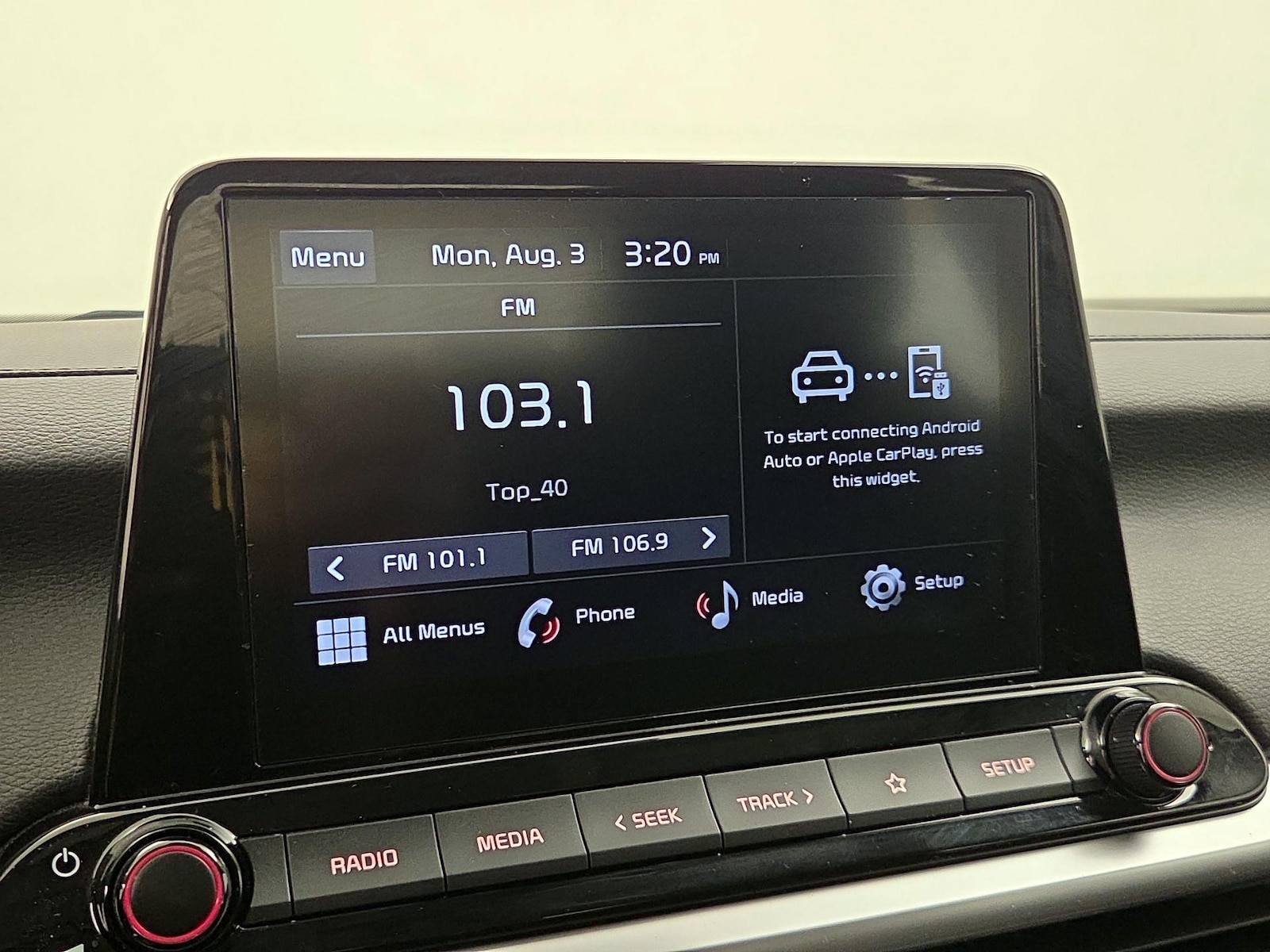 2023 Kia Forte LXS - Photo 16