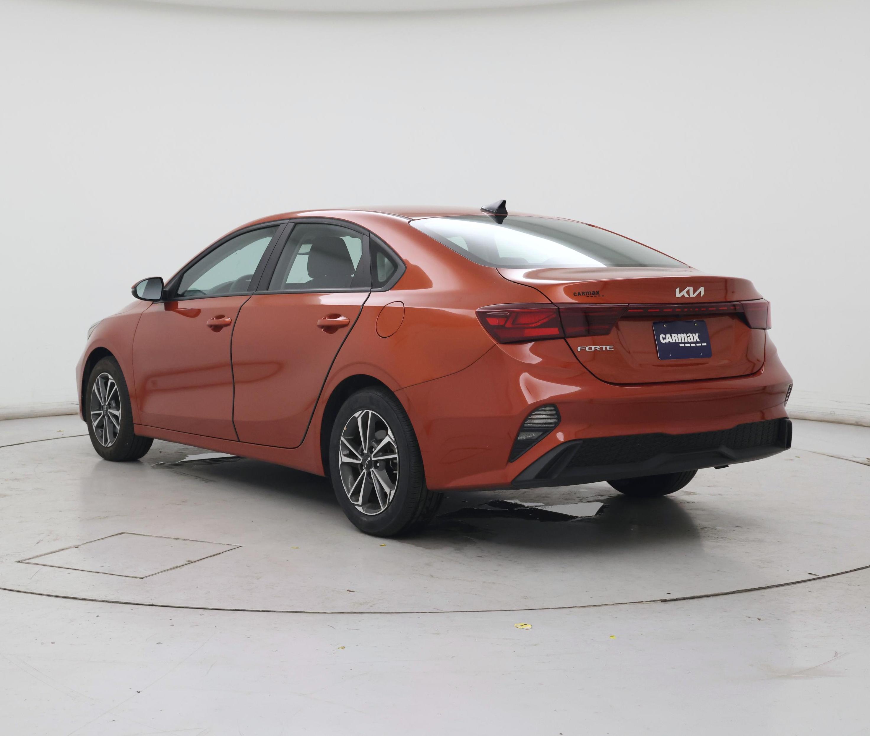 Thumbnail: 2023 Kia Forte - 2