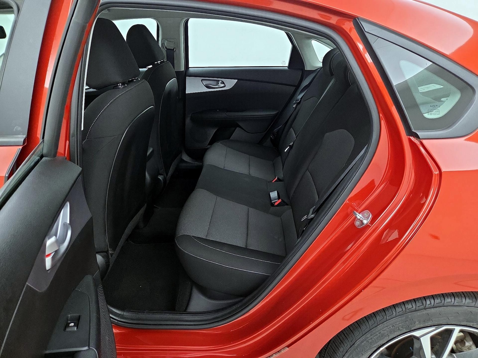 2023 Kia Forte LXS - Photo 20