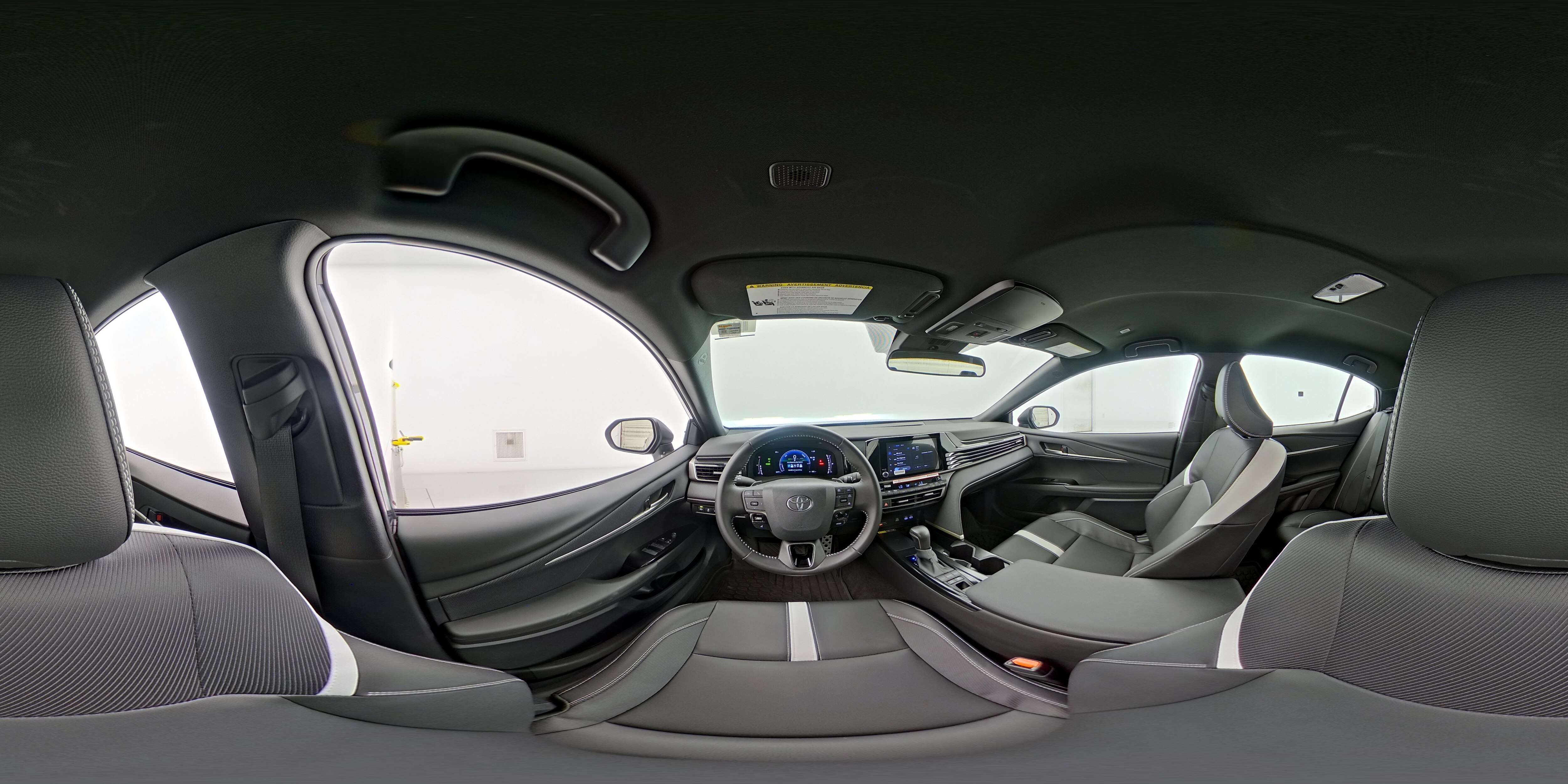 2026 Toyota Camry SE - Photo 26