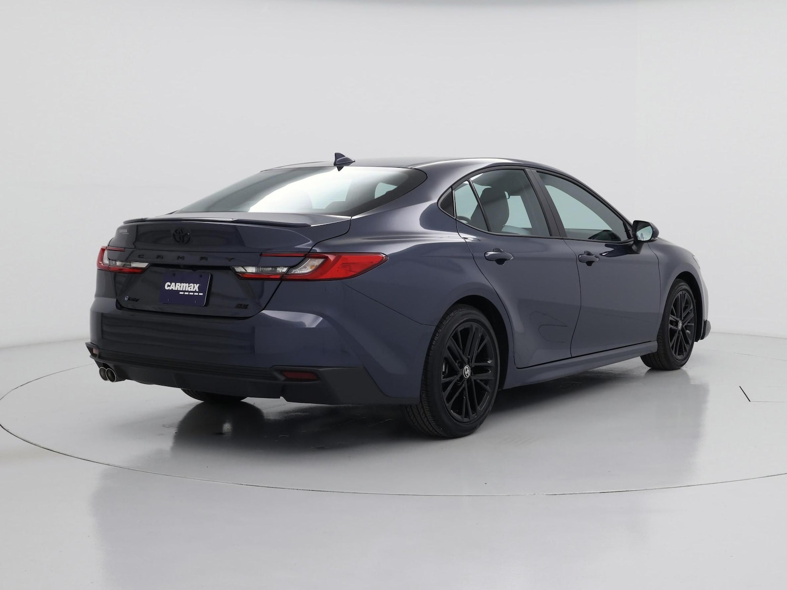 2026 Toyota Camry SE - Photo 9