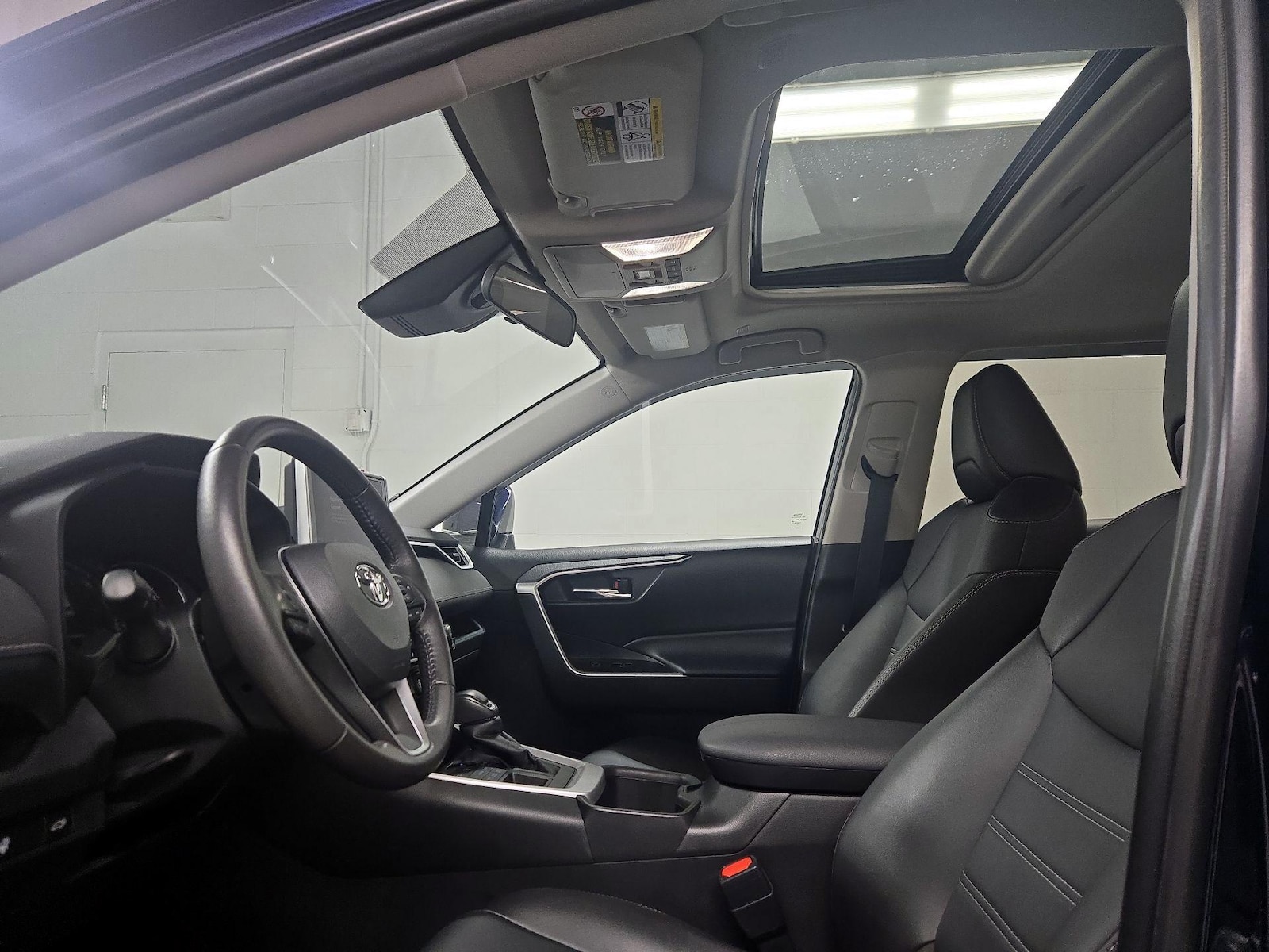 2023 Toyota RAV4 XLE Premium - Photo 21