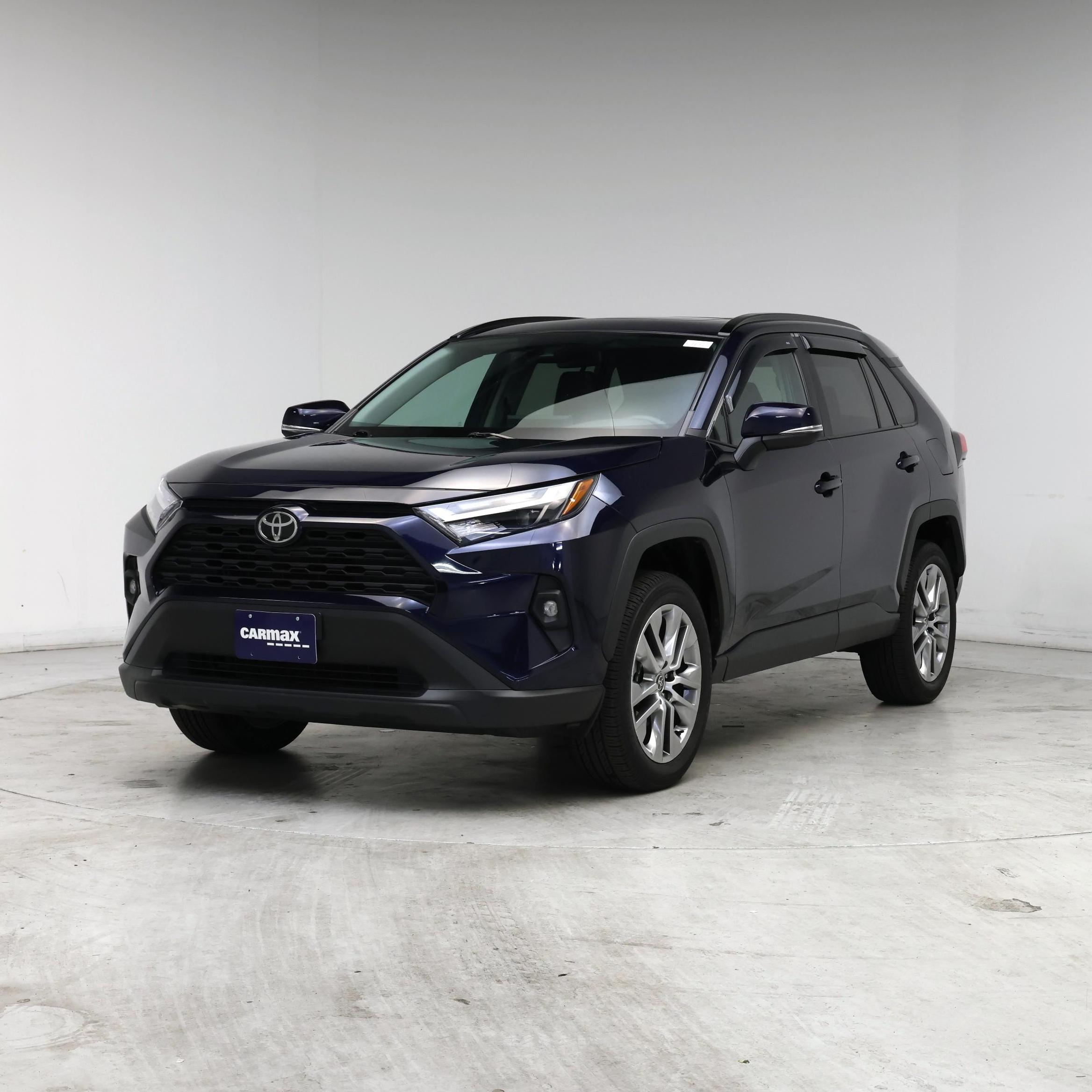 Thumbnail: 2023 Toyota RAV4 - 4