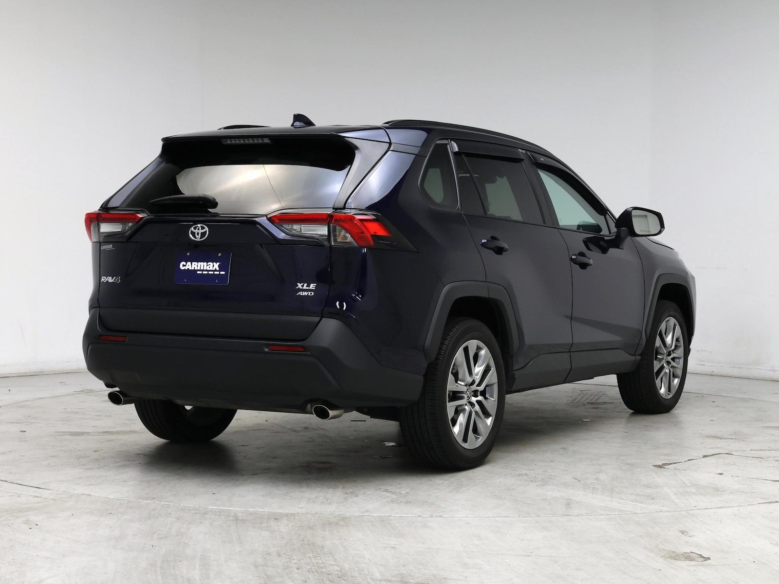 2023 Toyota RAV4 XLE Premium - Photo 9