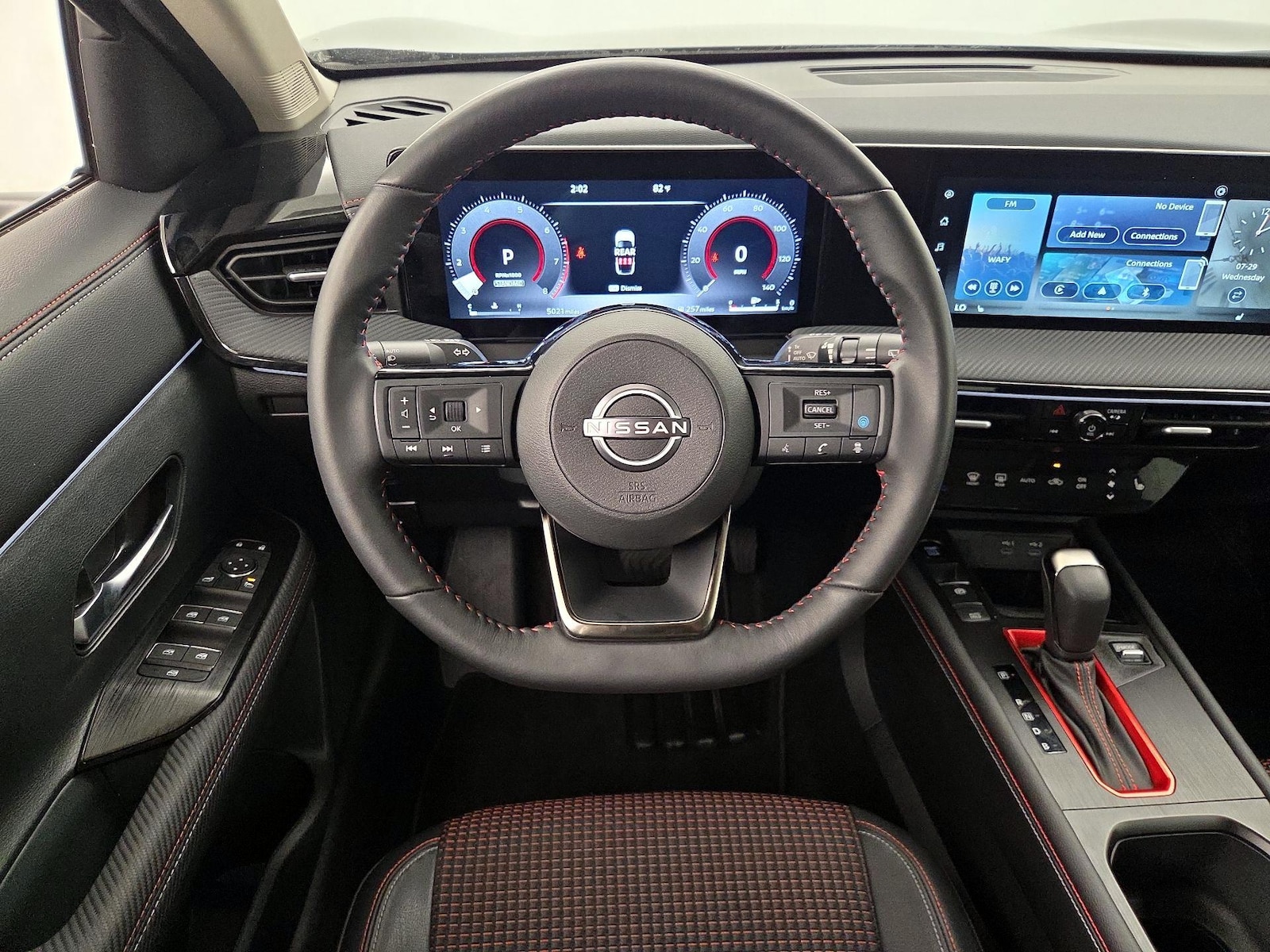 2025 Nissan Kicks SR AWD - Photo 11