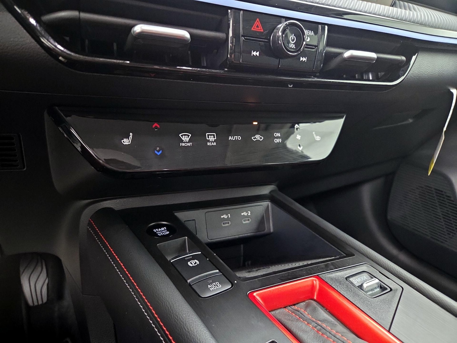 2025 Nissan Kicks SR AWD - Photo 17