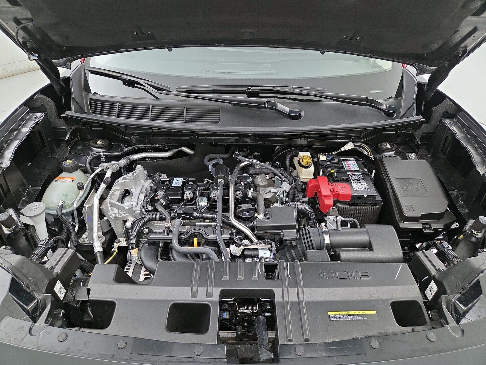 2025 Nissan Kicks SR AWD - Photo 23