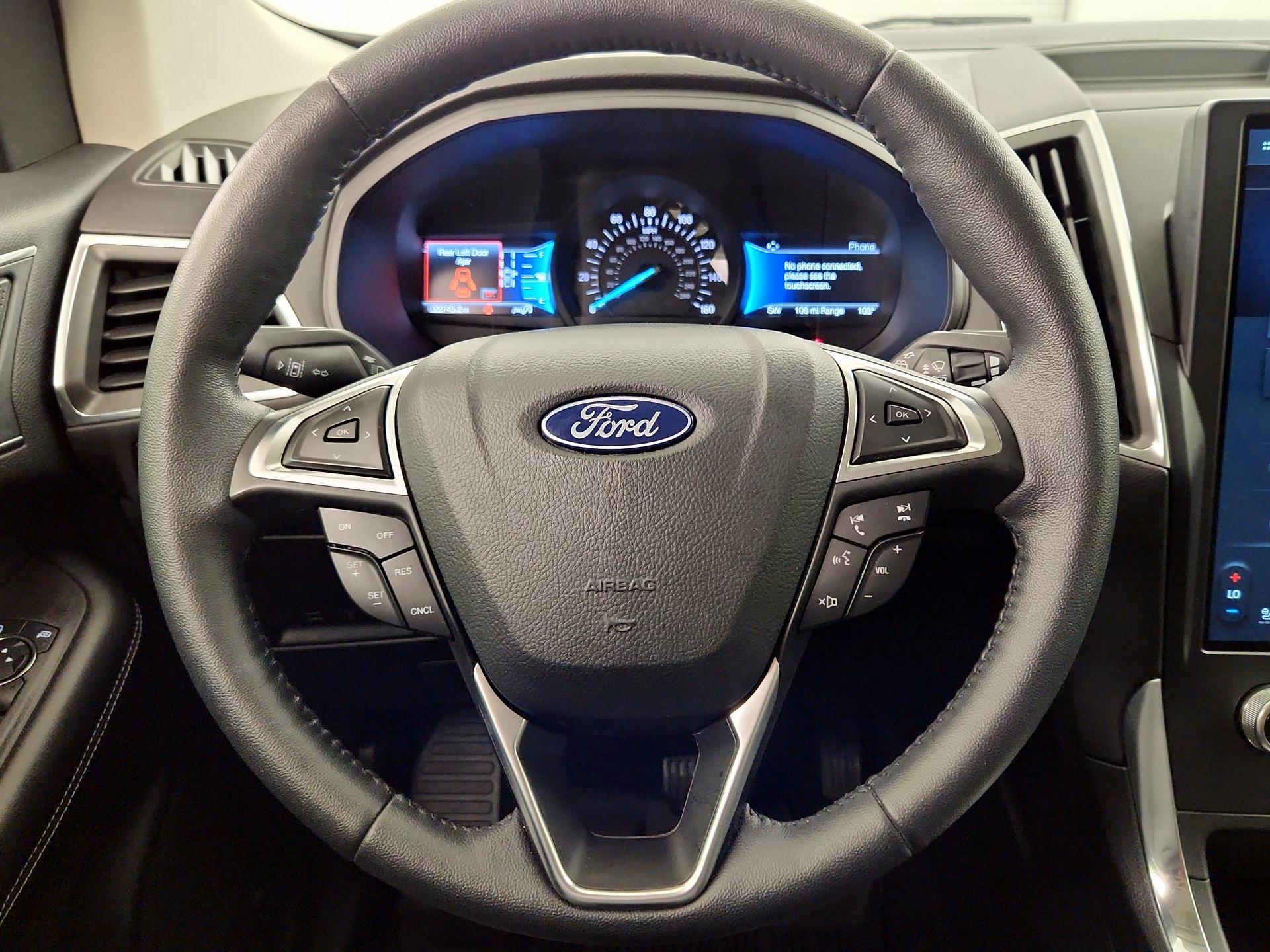 Thumbnail: 2024 Ford Edge - 10