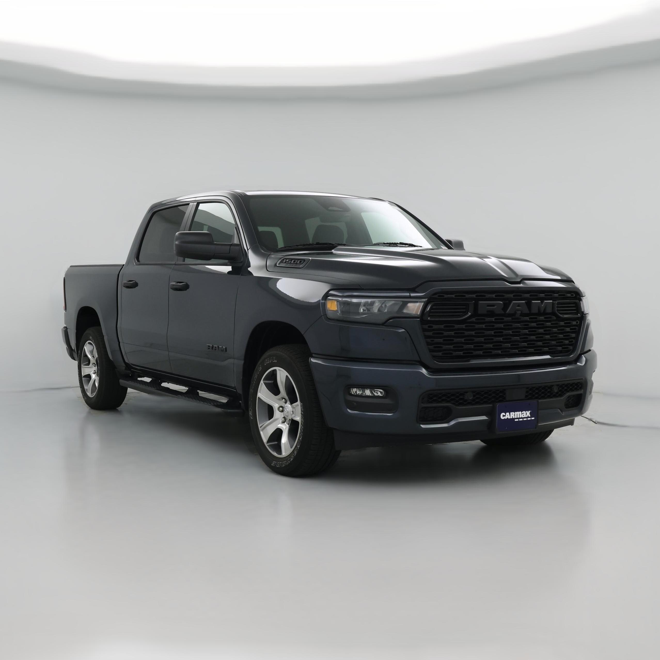 Thumbnail: 2025 RAM 1500 - 1