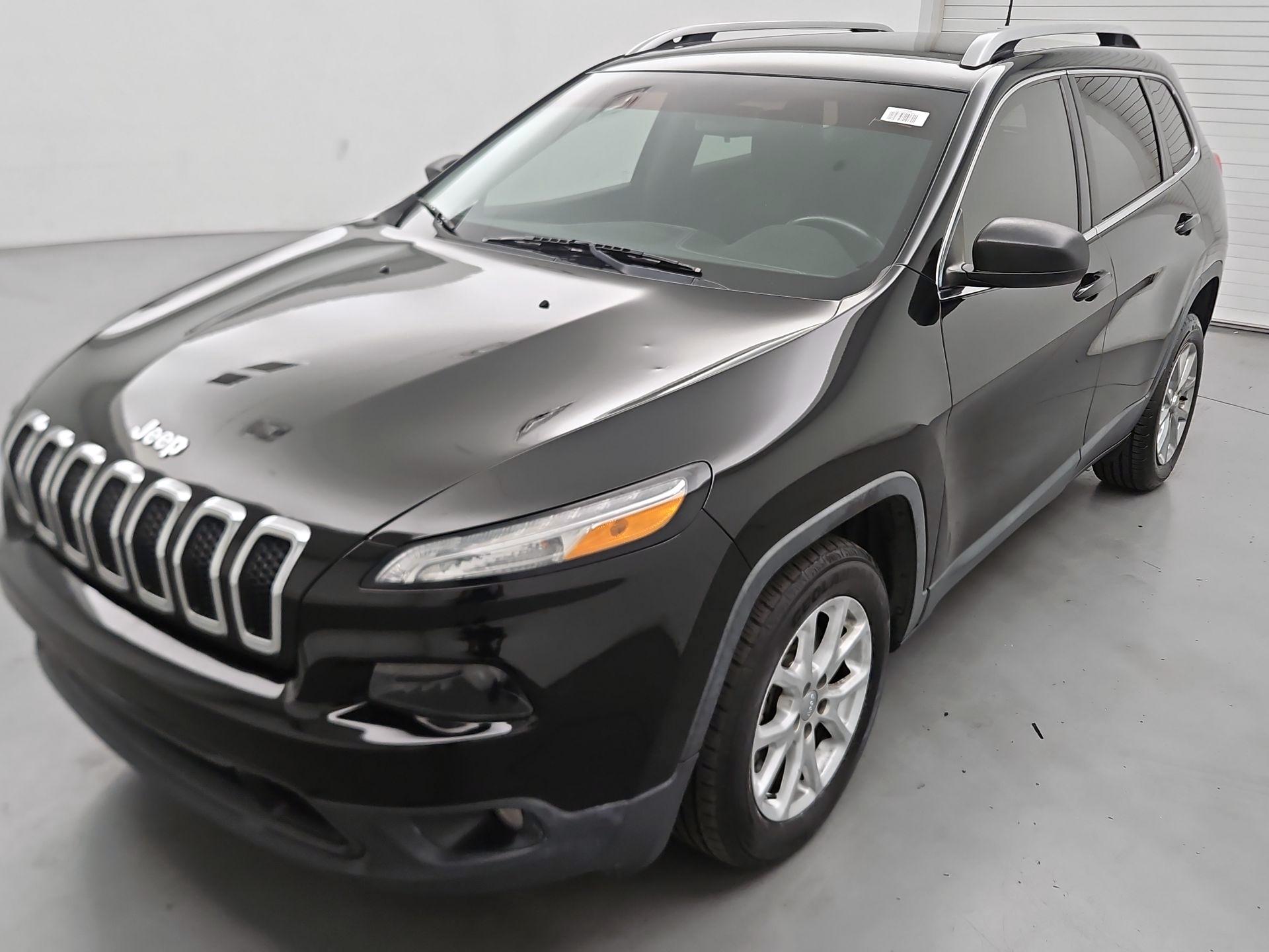 Thumbnail: 2018 Jeep Cherokee - 3