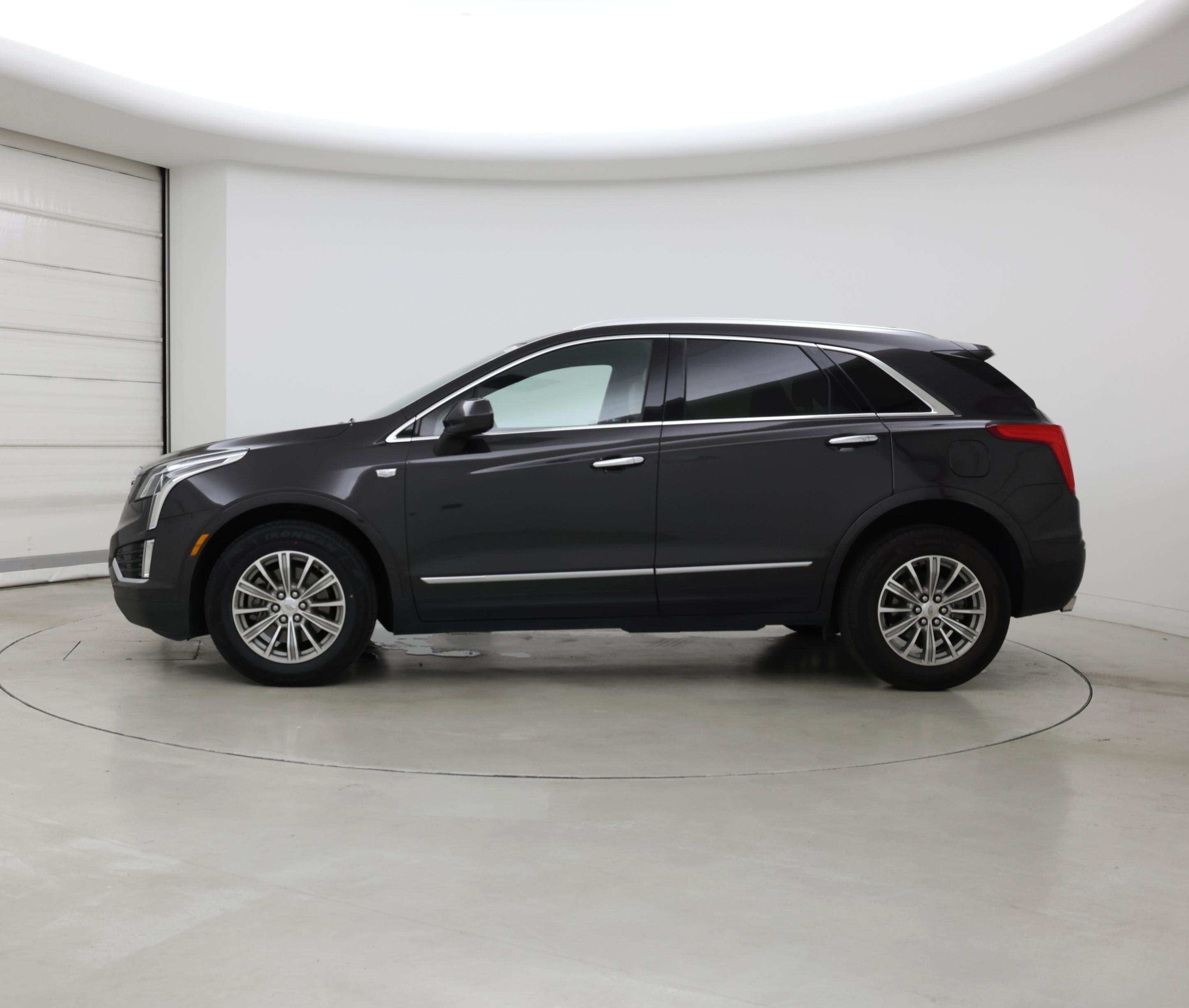 Thumbnail: 2018 Cadillac XT5 - 3