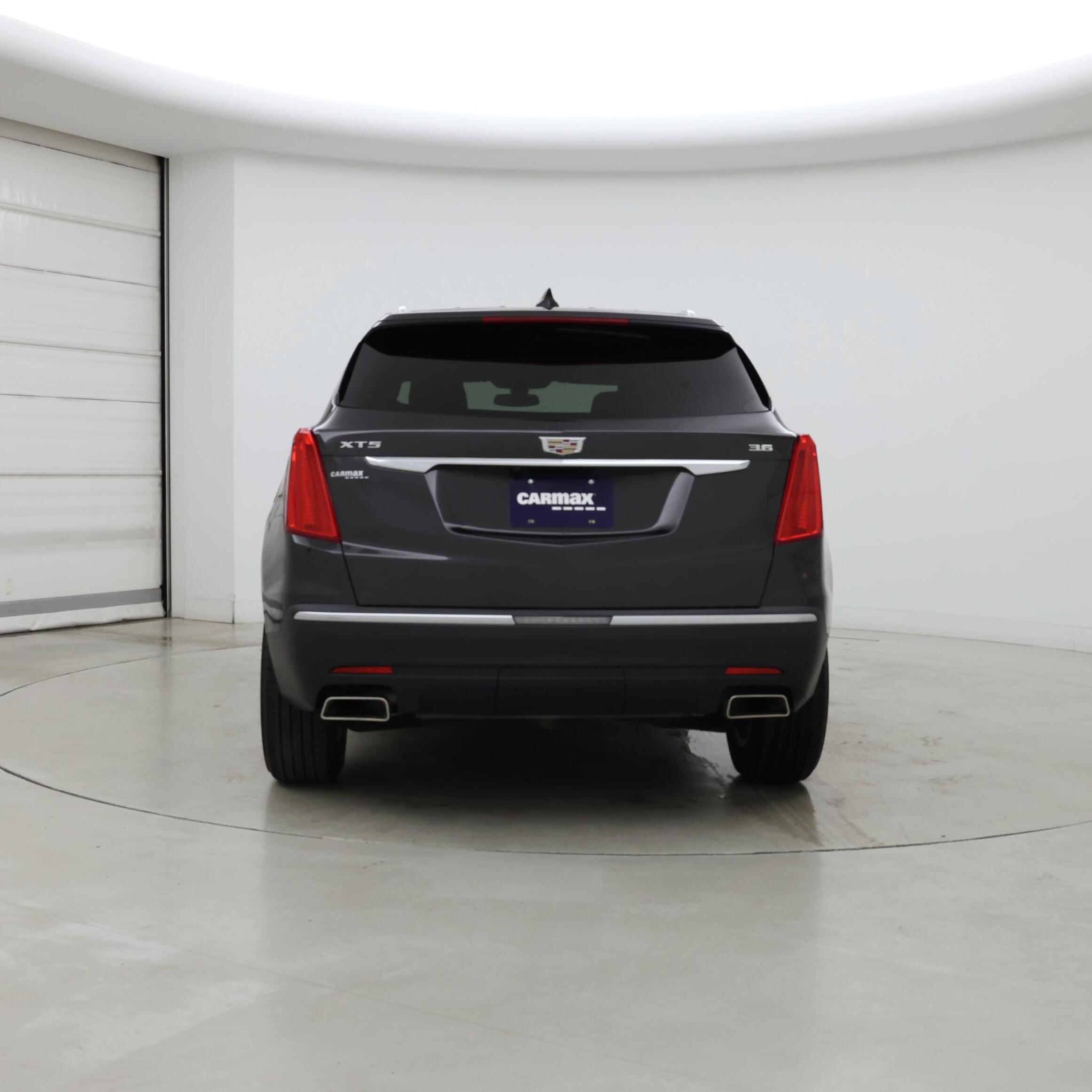 Thumbnail: 2018 Cadillac XT5 - 6