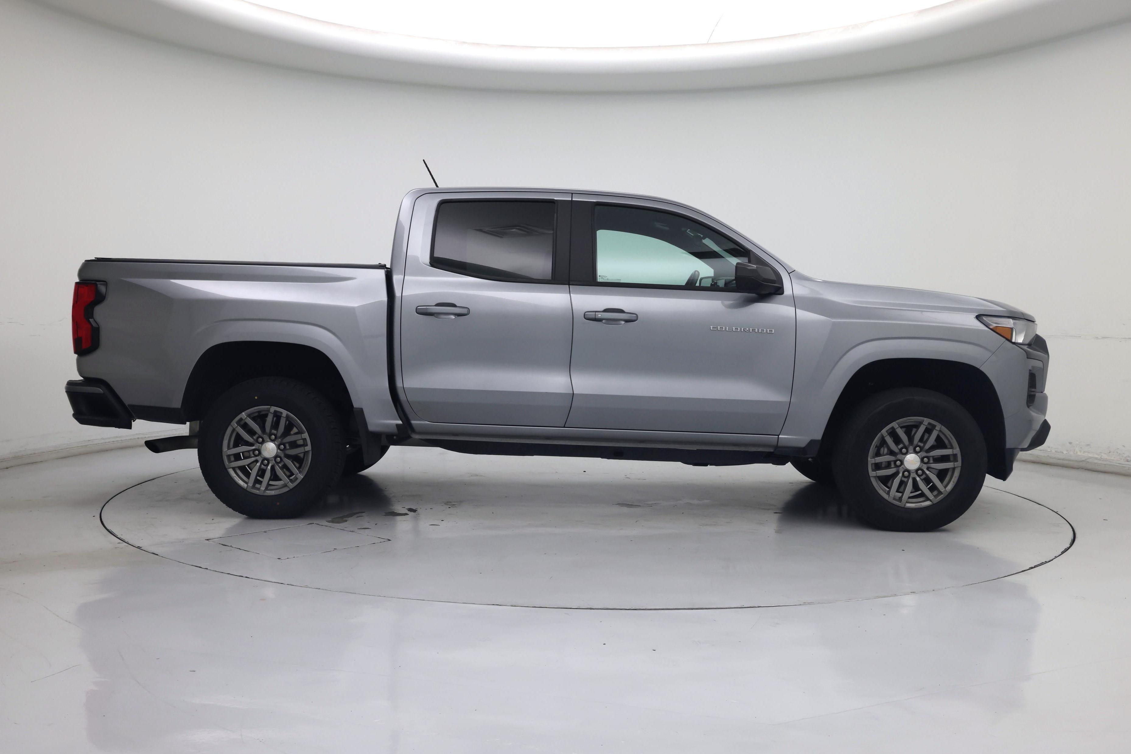 Thumbnail: 2023 Chevrolet Colorado - 7