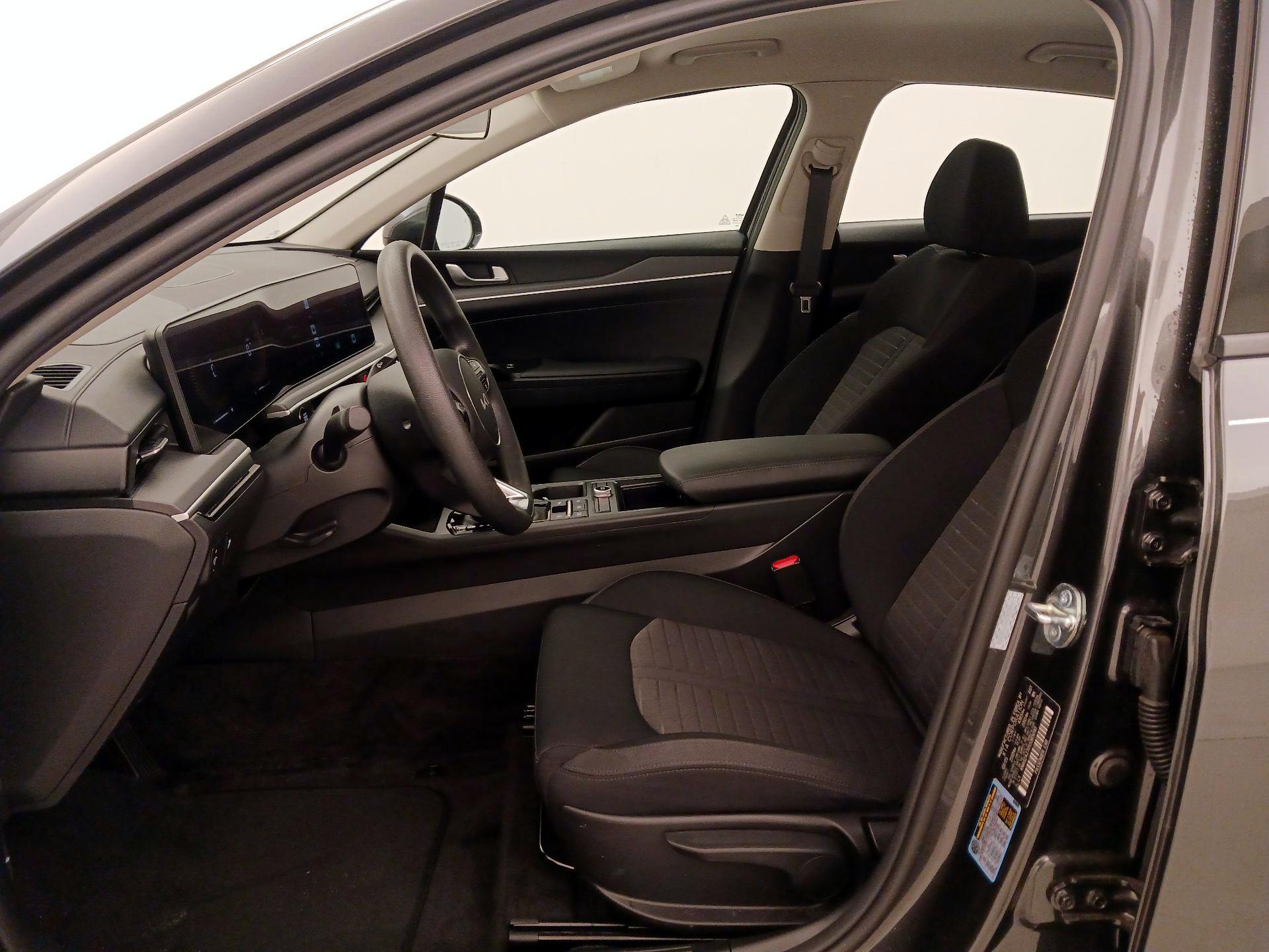 Thumbnail: 2025 Kia K5 - 11