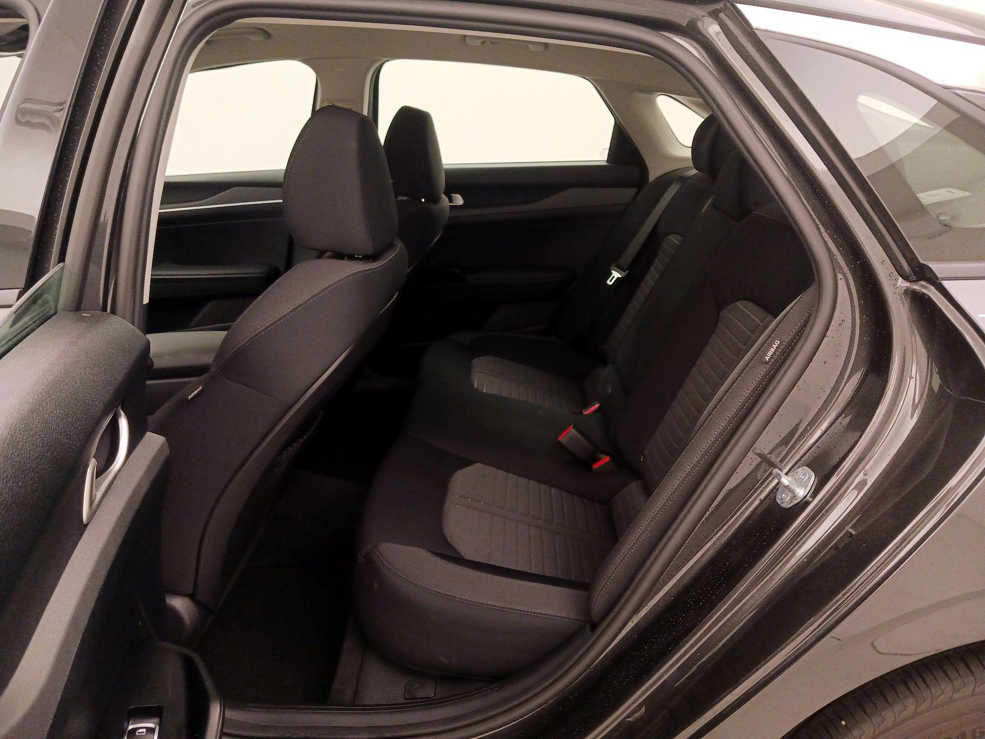 Thumbnail: 2025 Kia K5 - 19