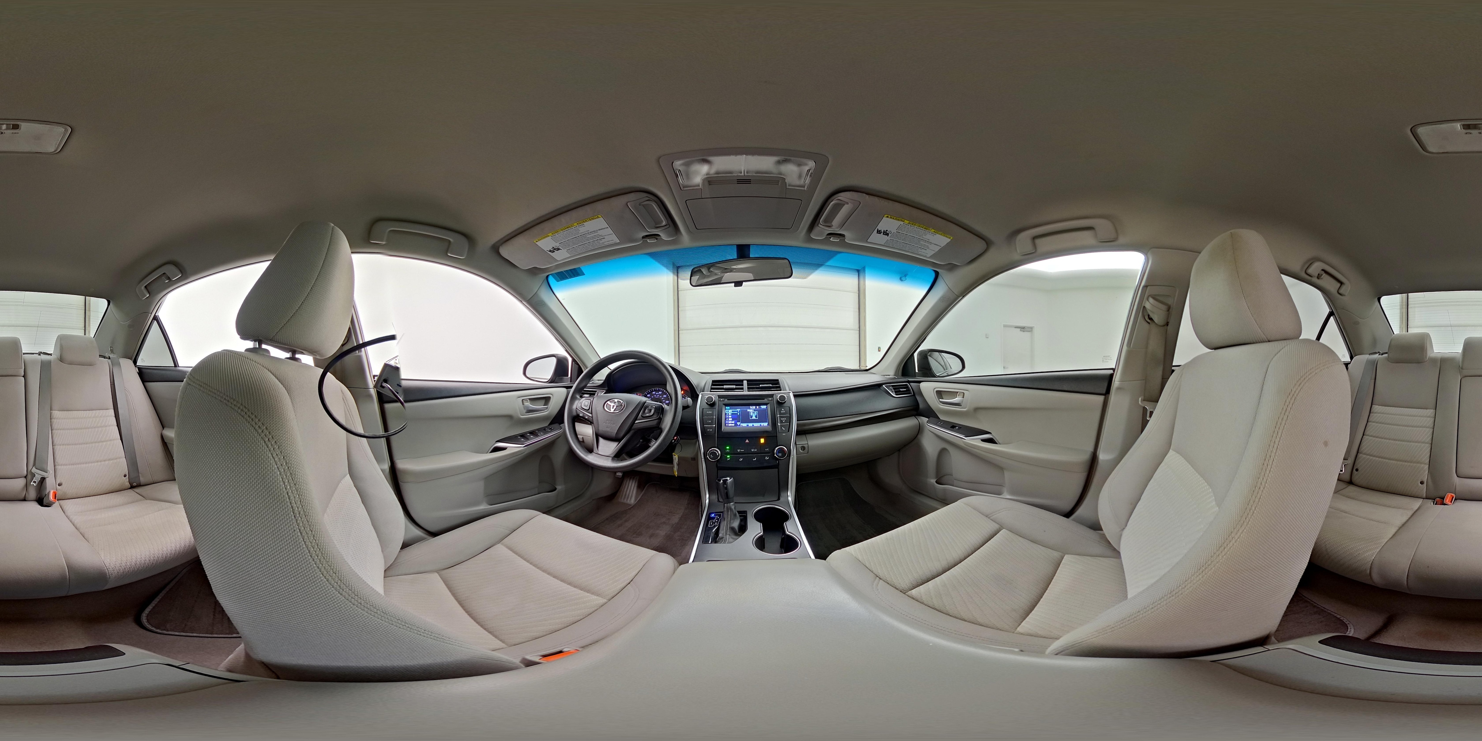 2015 Toyota Camry LE - Photo 24