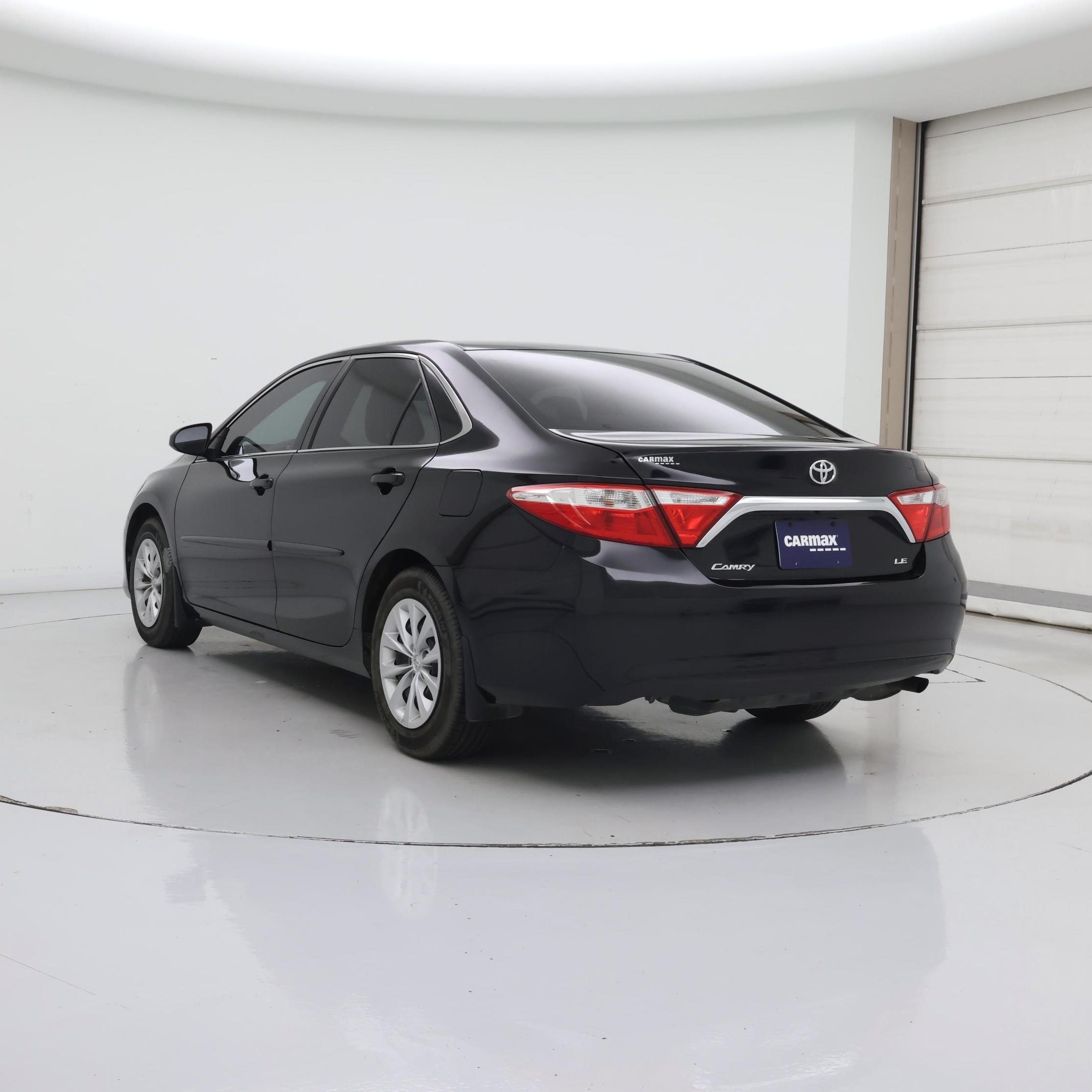Thumbnail: 2015 Toyota Camry - 2