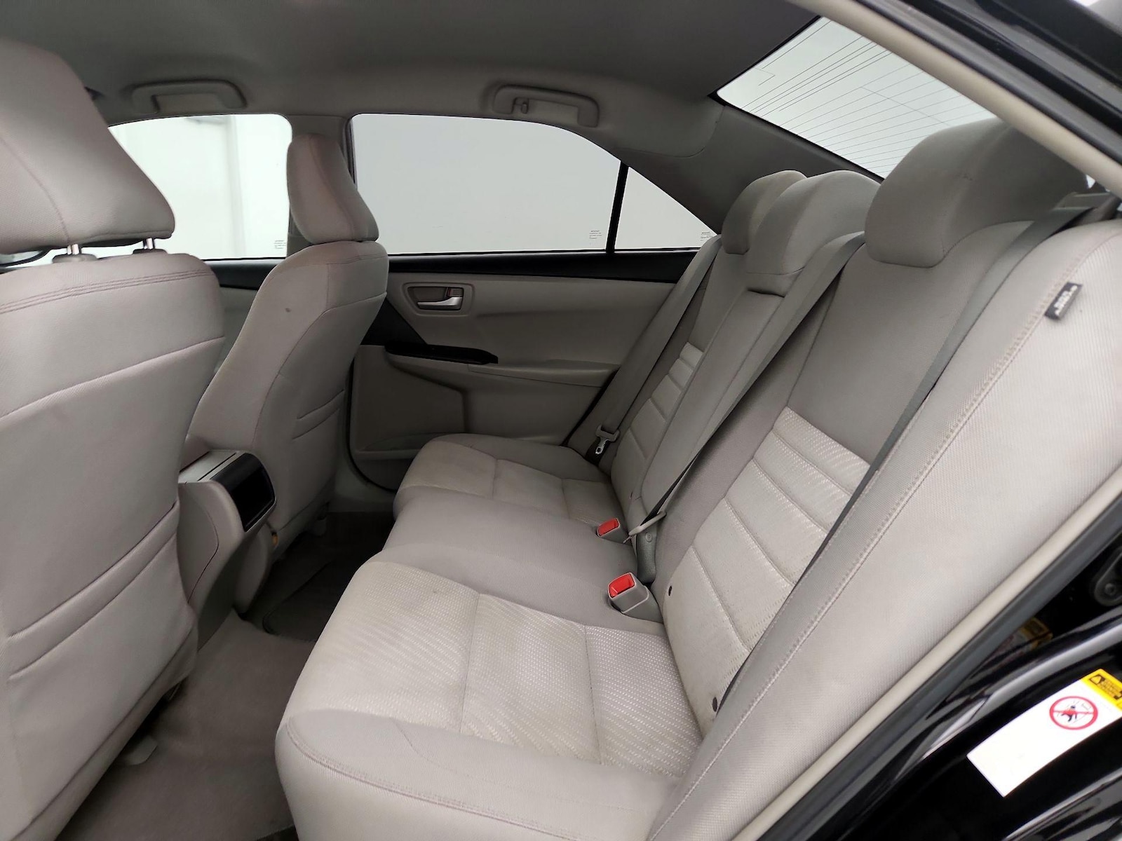 2015 Toyota Camry LE - Photo 20