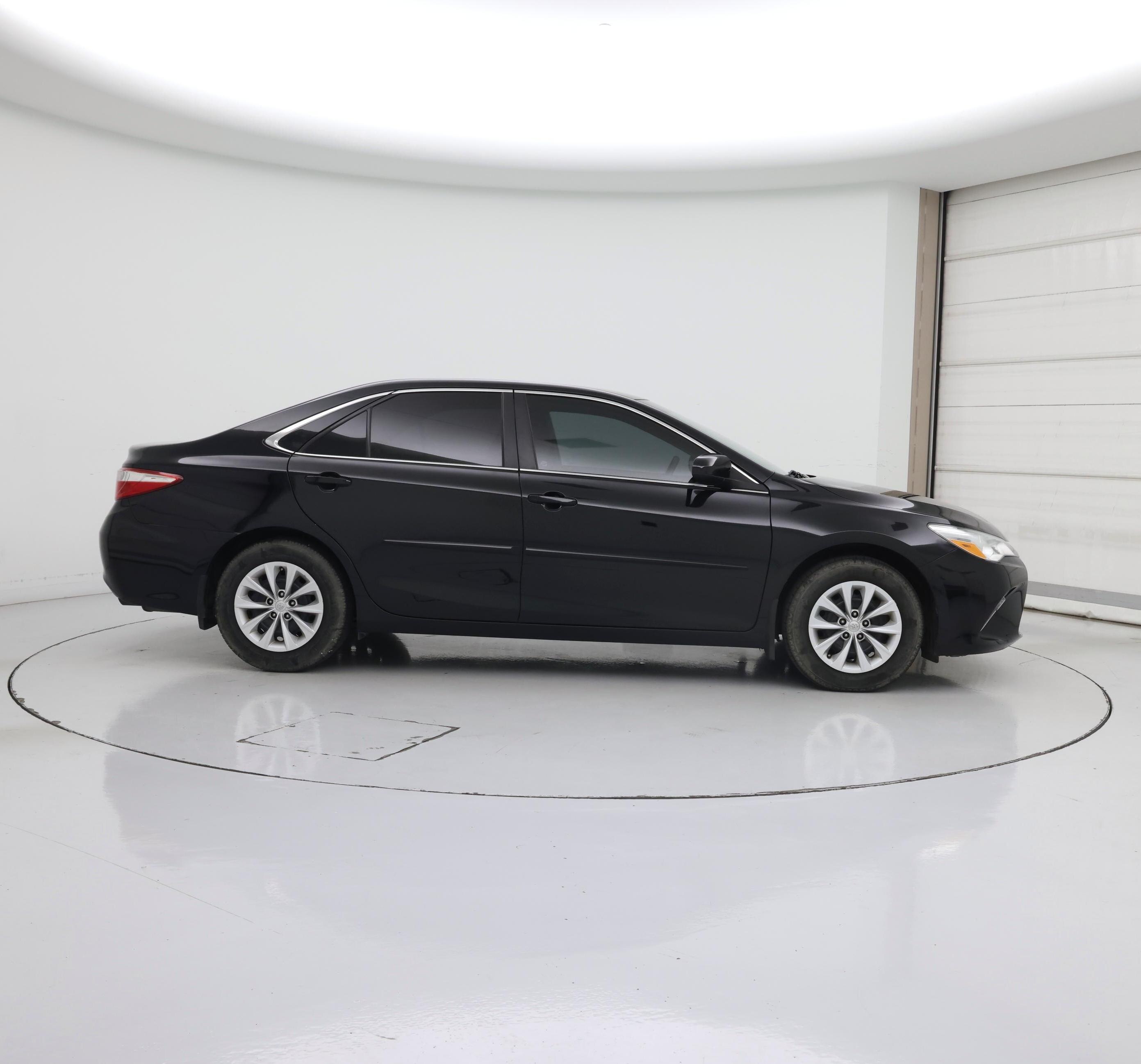 Thumbnail: 2015 Toyota Camry - 7