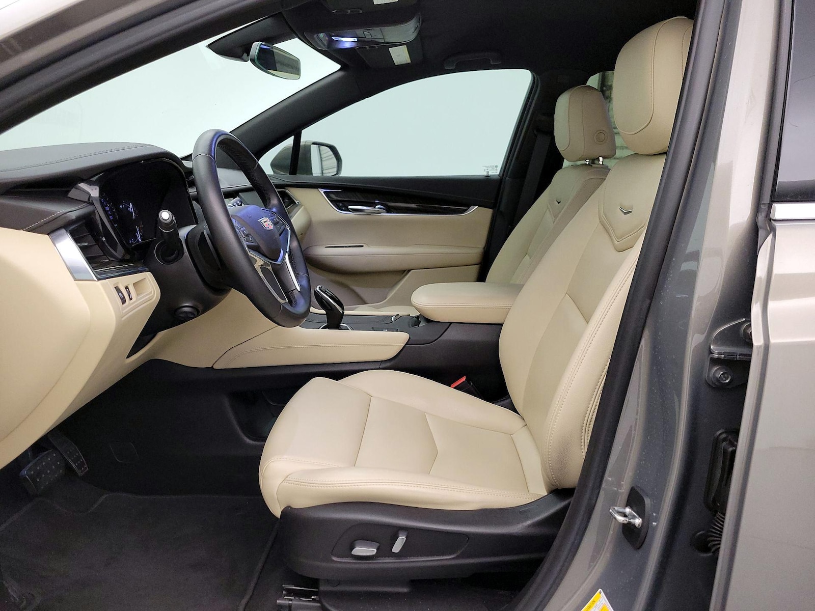 Power Seat(s) & Side Airbags