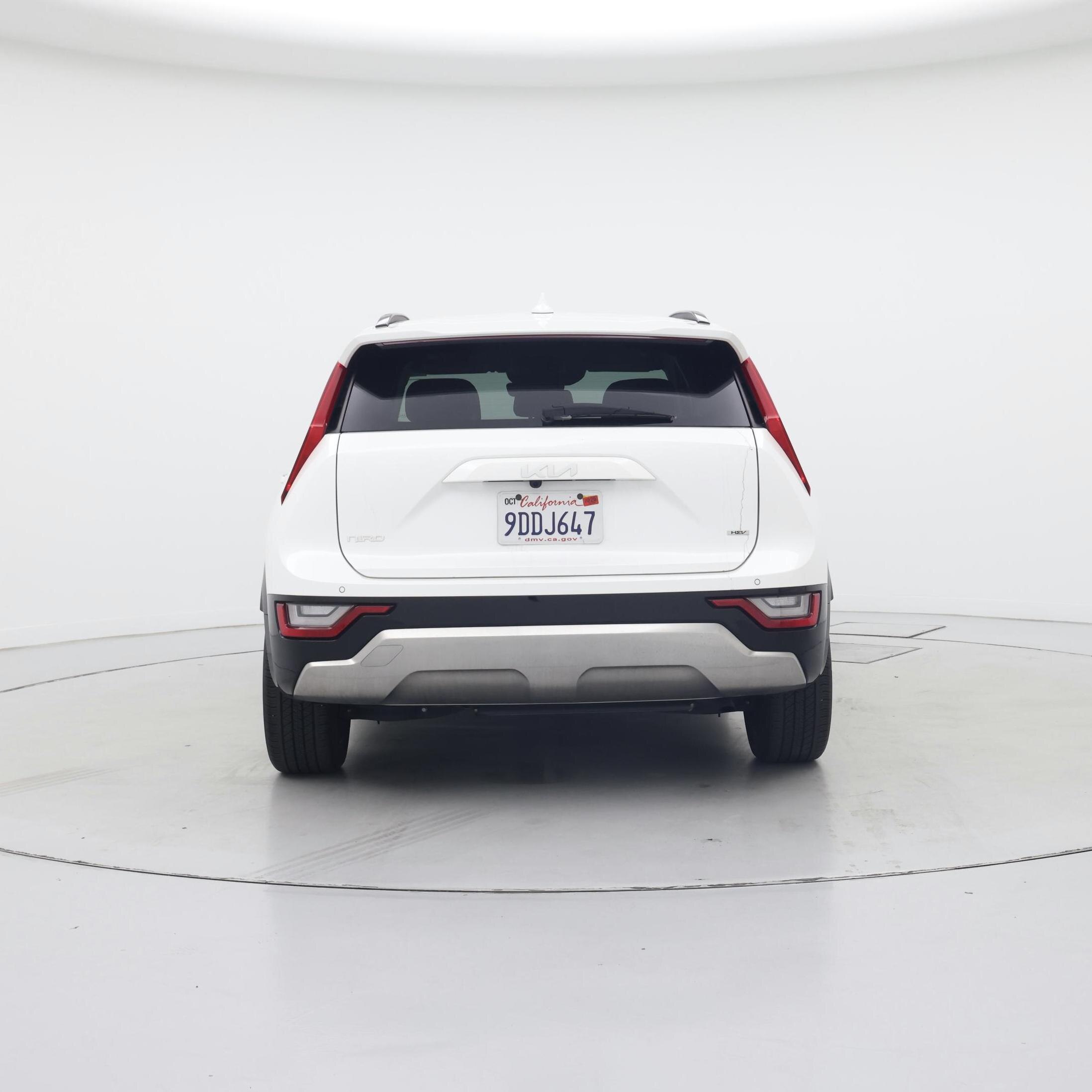Thumbnail: 2023 Kia Niro - 6
