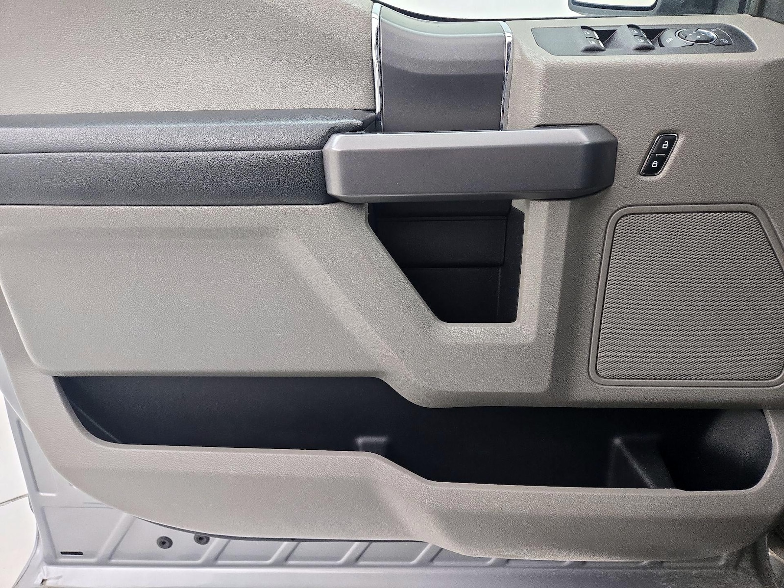 2020 Ford F-150 XLT - Photo 13